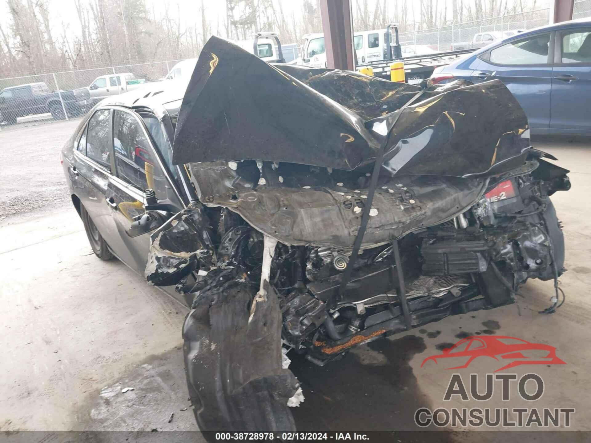 TOYOTA CAMRY 2016 - 4T1BF1FK2GU557769