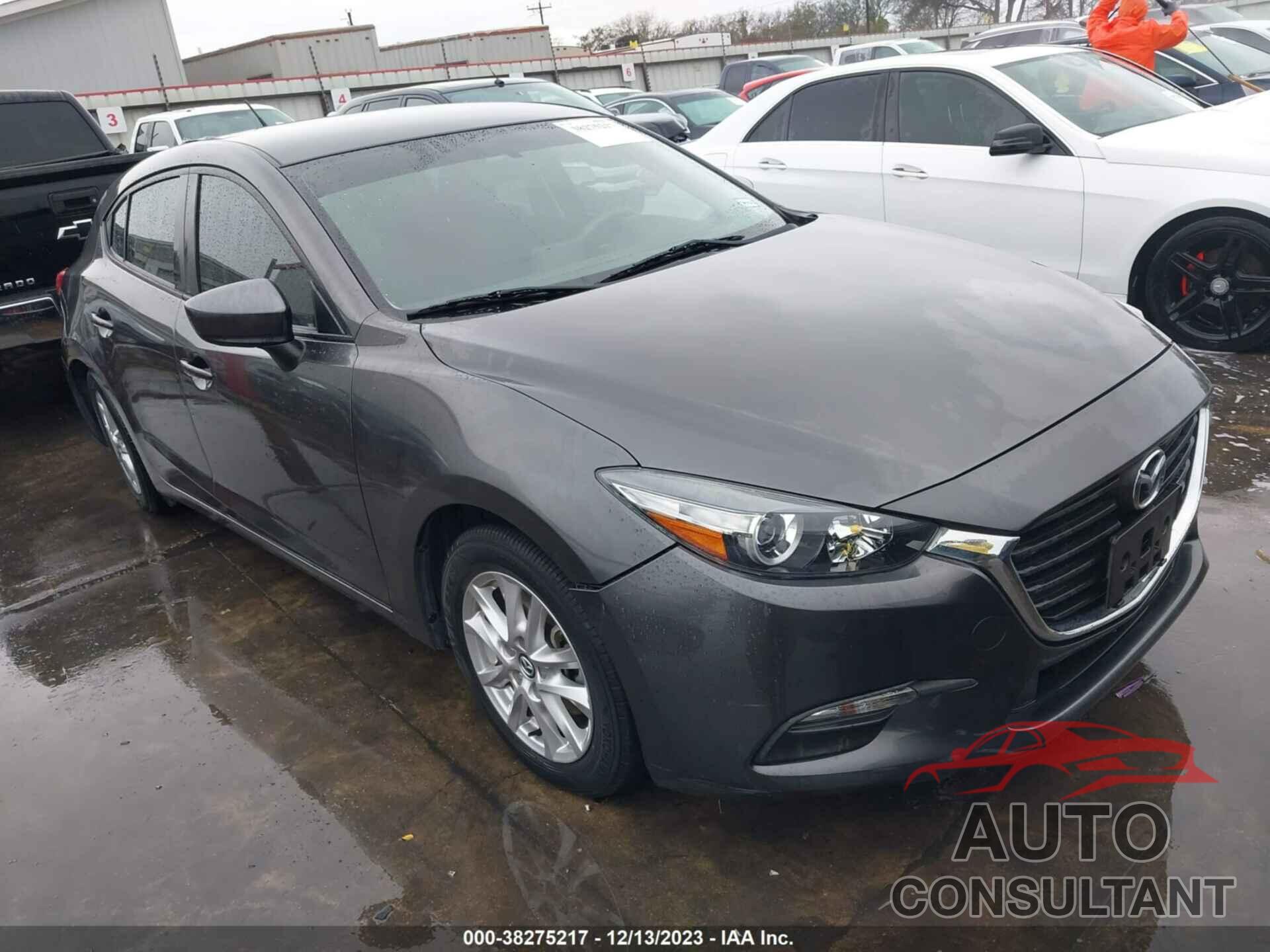 MAZDA MAZDA3 2017 - JM1BN1K76H1141512