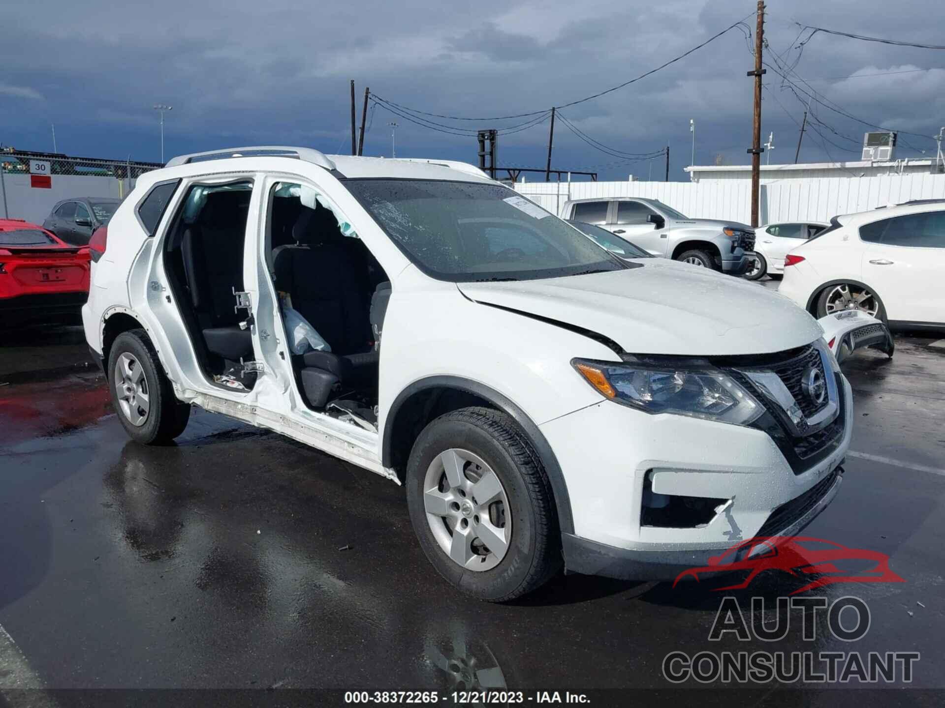 NISSAN ROGUE 2017 - JN8AT2MT0HW144866