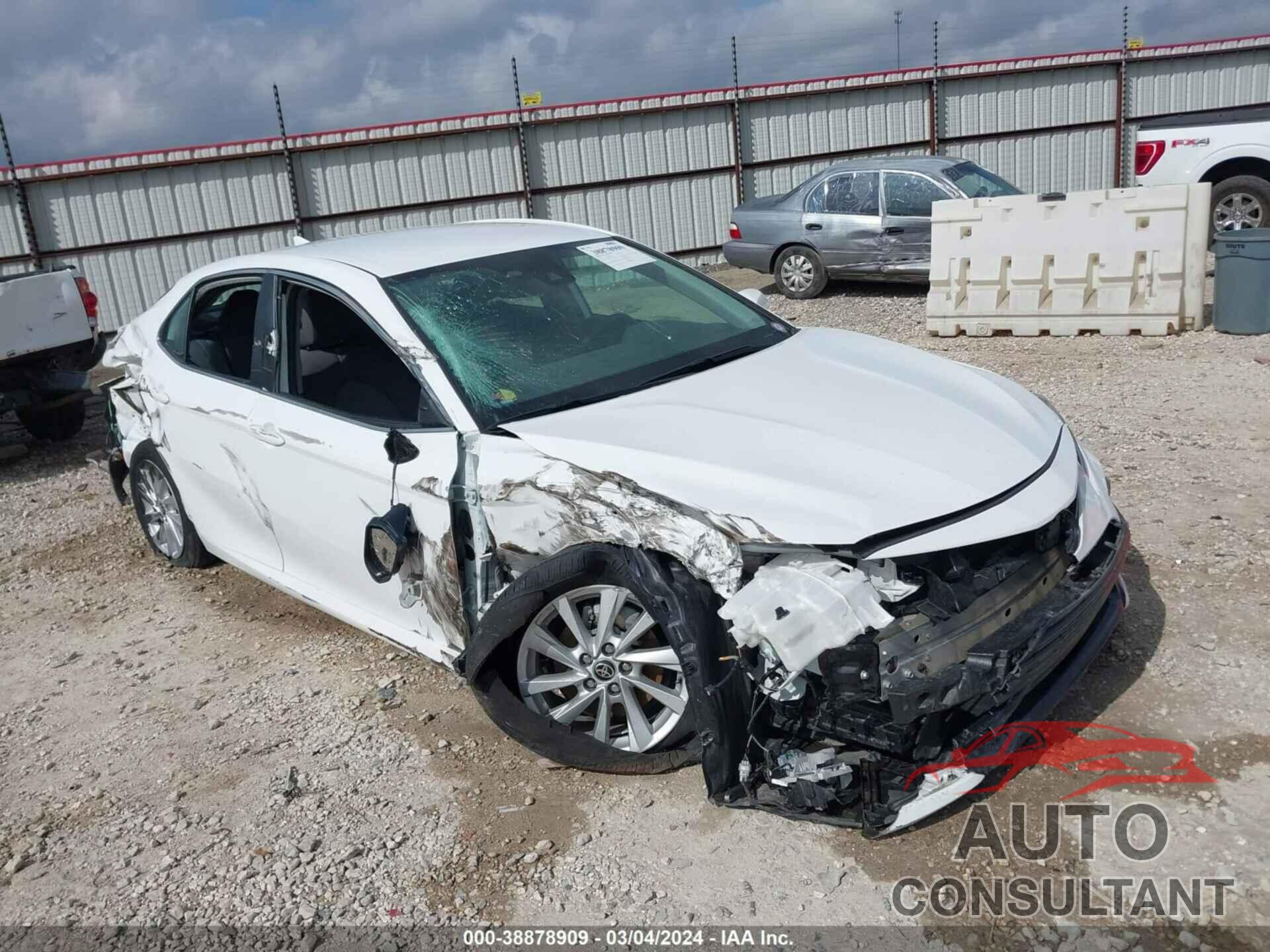 TOYOTA CAMRY 2023 - 4T1R11AK8PU732983