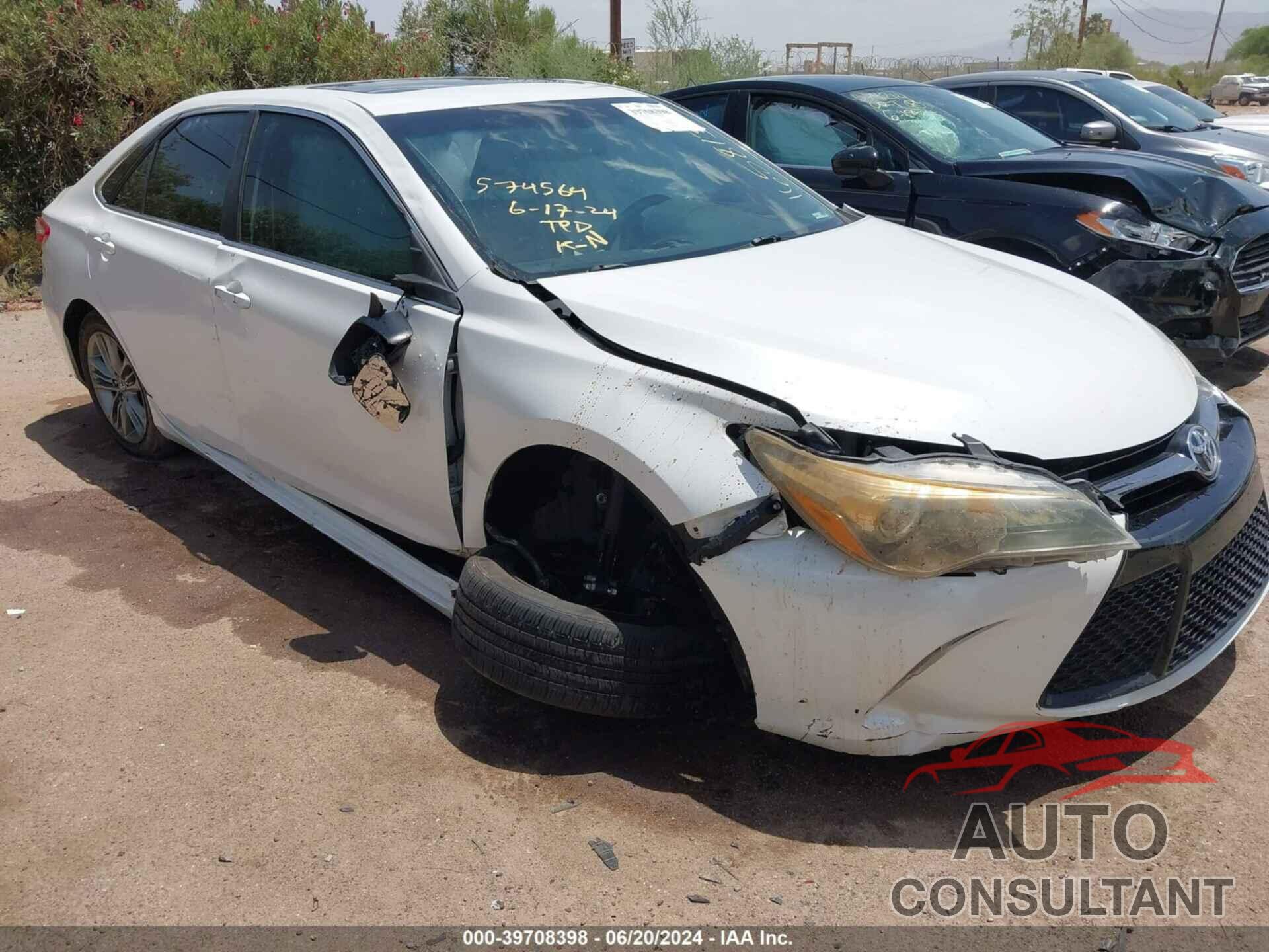 TOYOTA CAMRY 2016 - 4T1BF1FK2GU165813