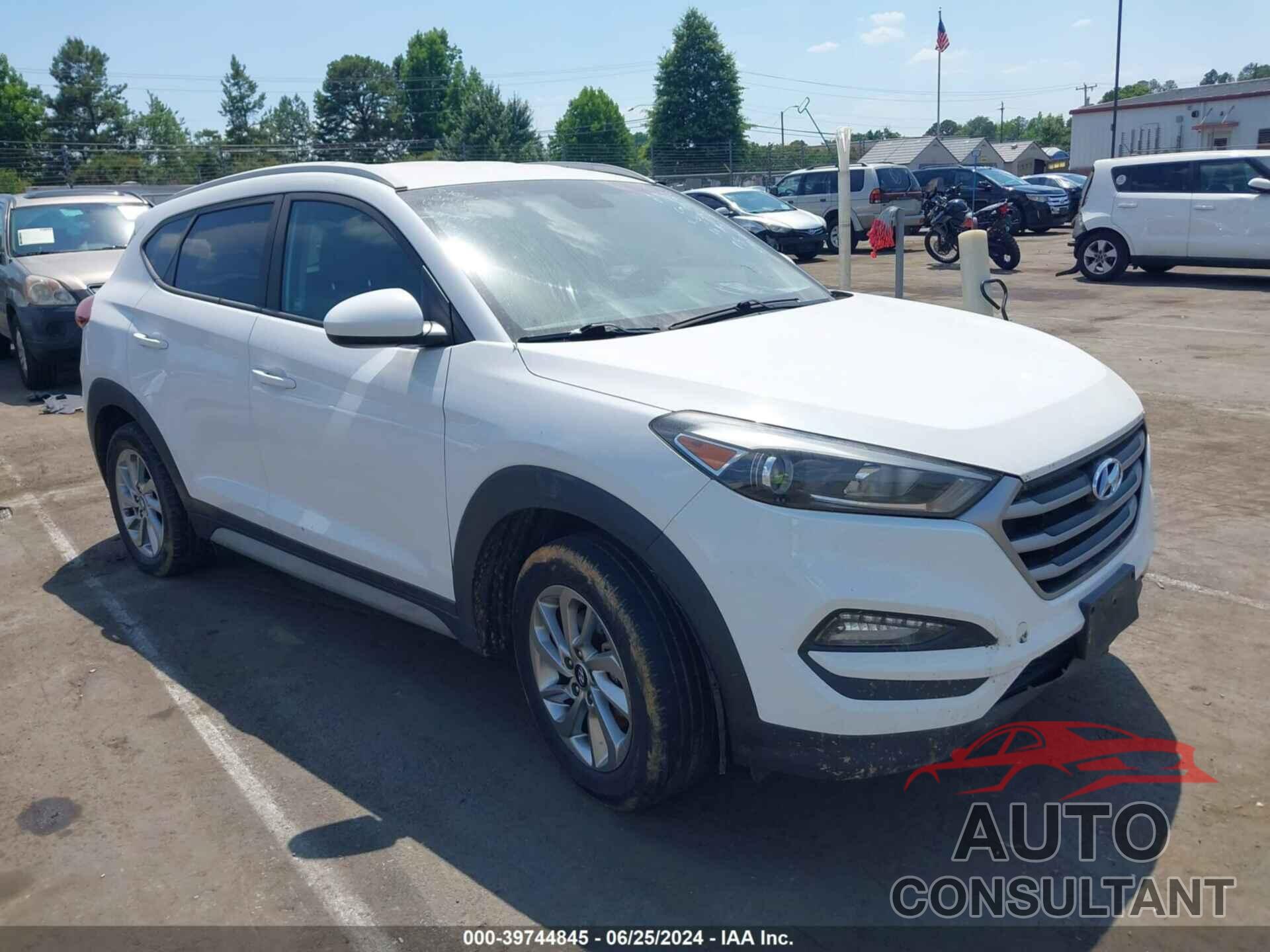 HYUNDAI TUCSON 2018 - KM8J3CA40JU674475