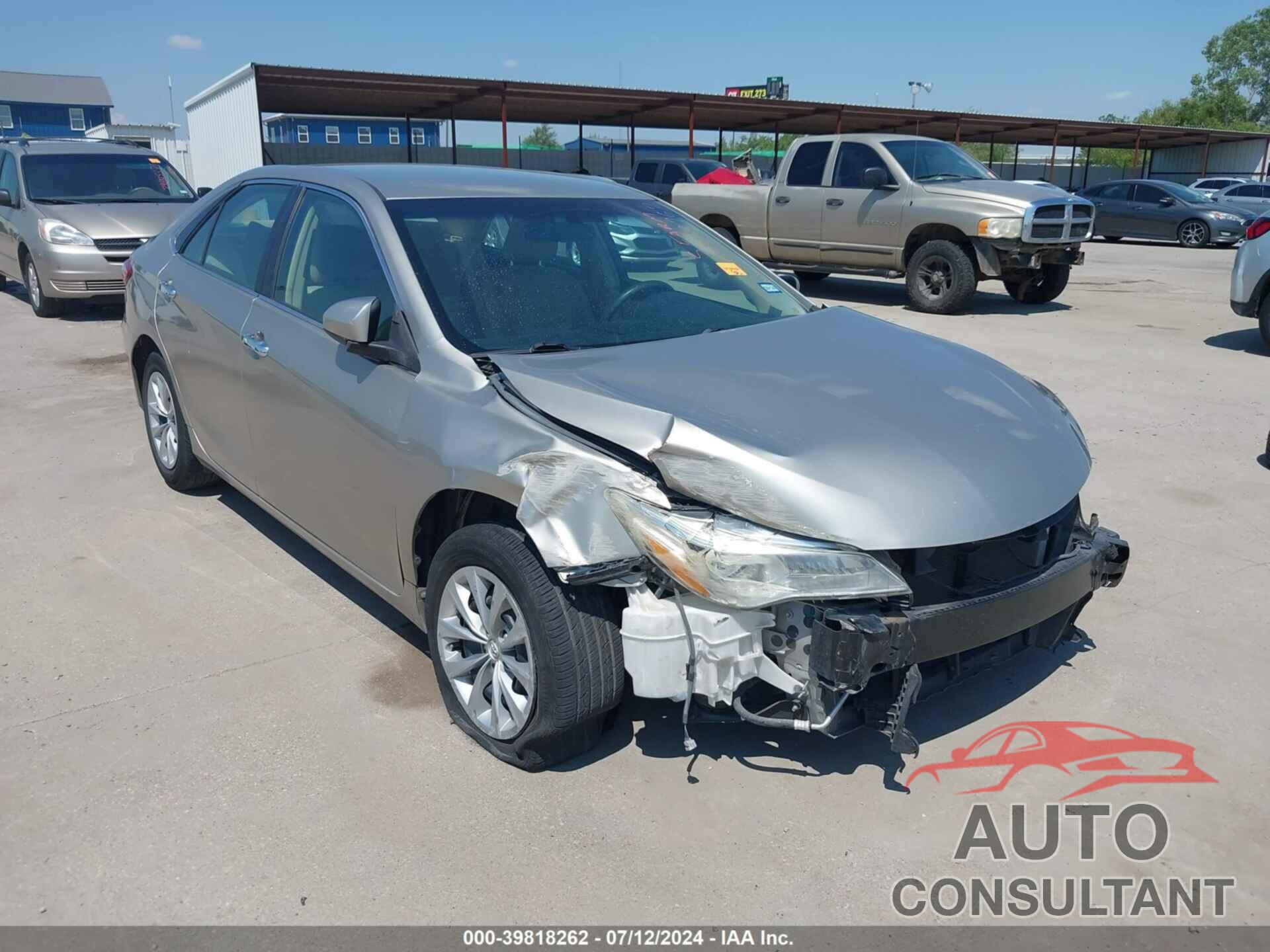 TOYOTA CAMRY 2016 - 4T4BF1FK3GR541831