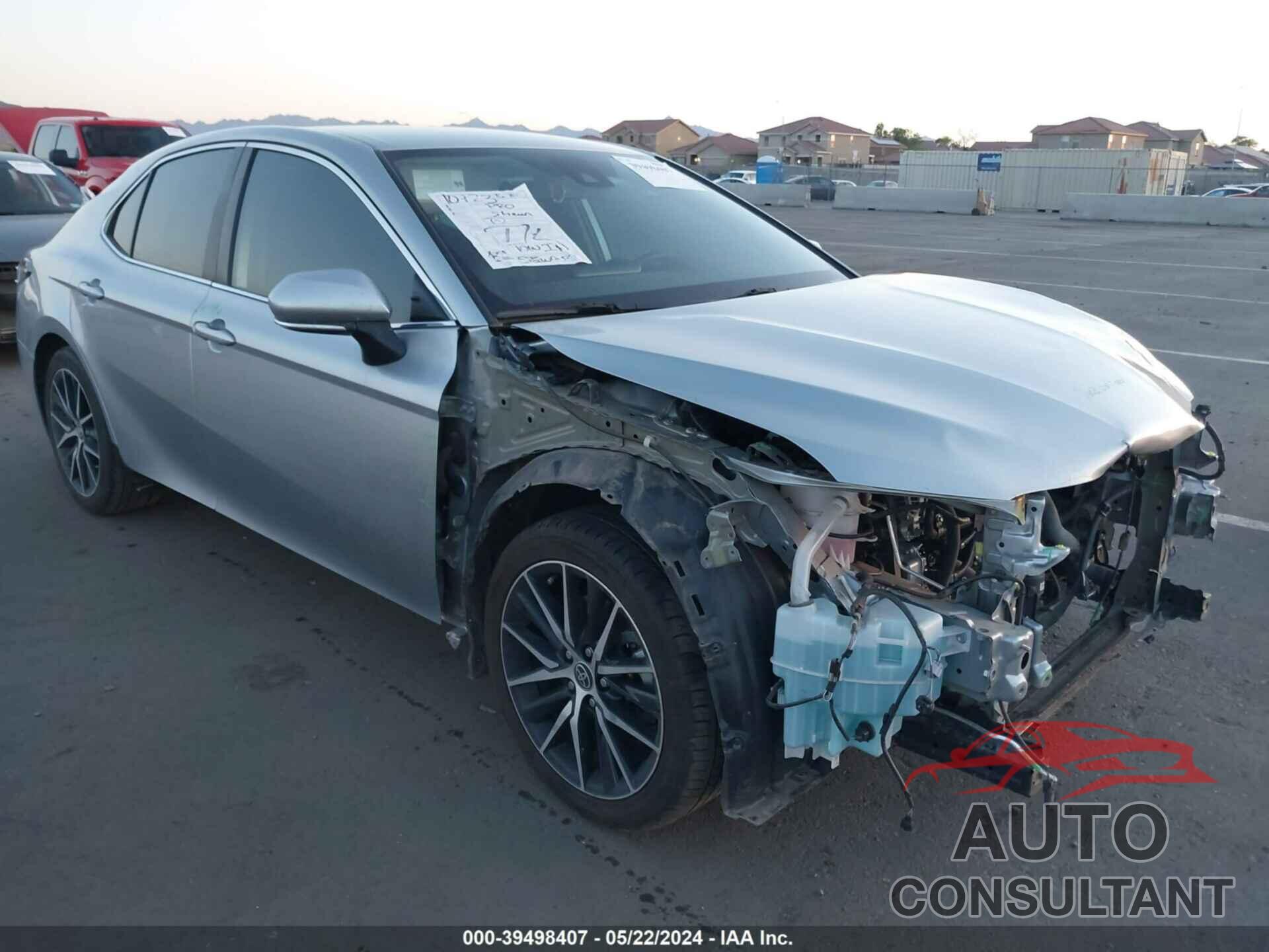 TOYOTA CAMRY 2022 - 4T1G11AKXNU680163