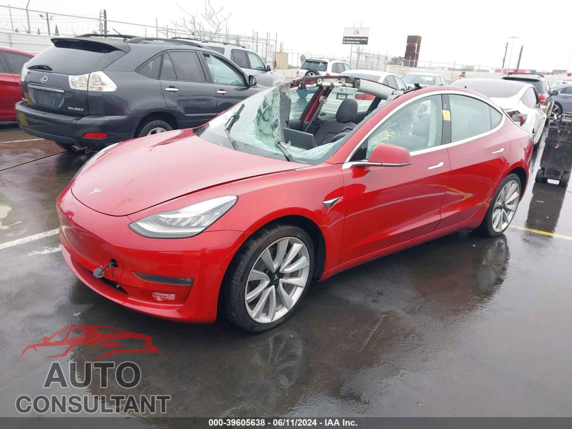 TESLA MODEL 3 2018 - 5YJ3E1EA5JF047307