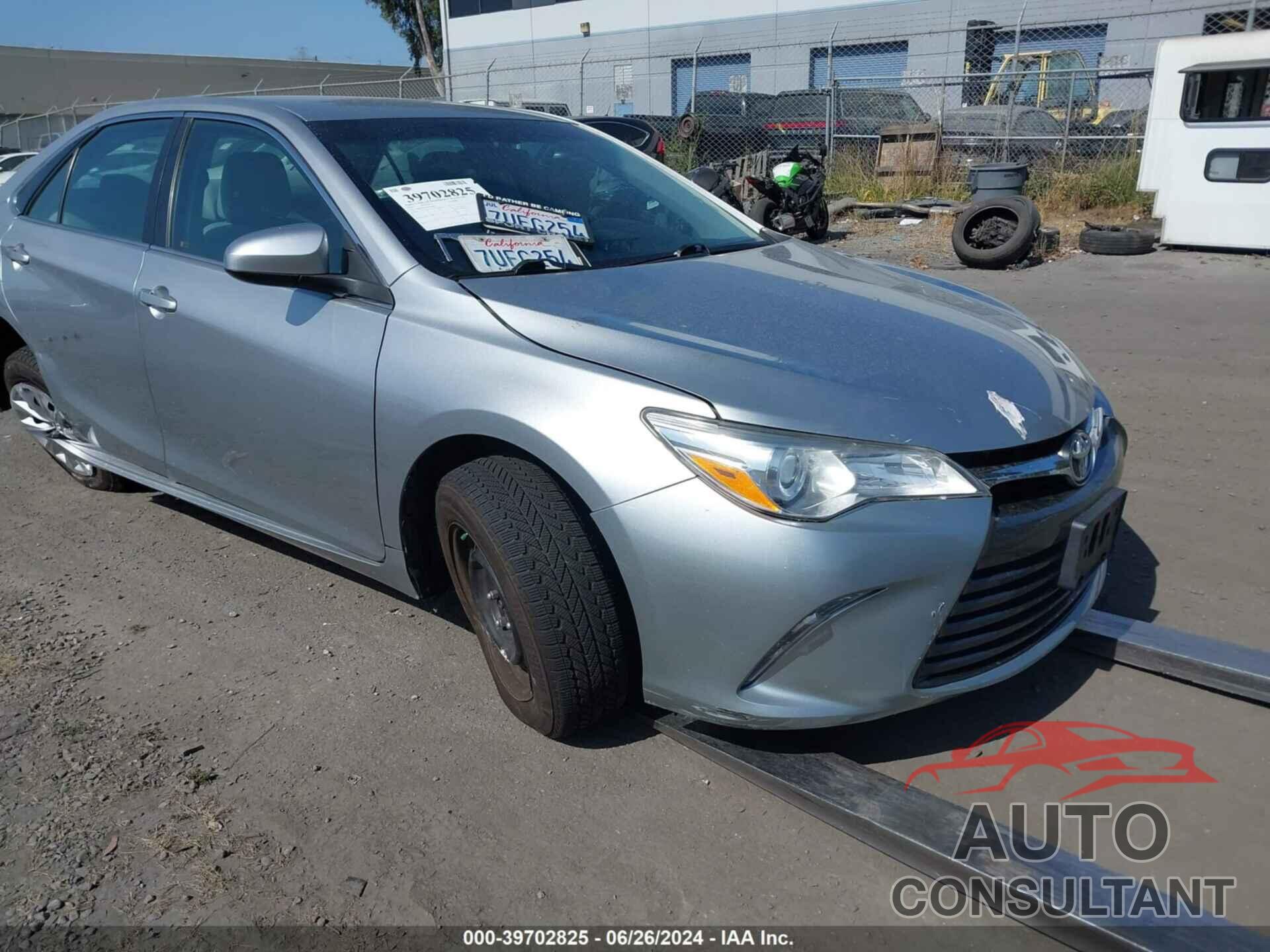 TOYOTA CAMRY 2016 - 4T4BF1FK8GR564666