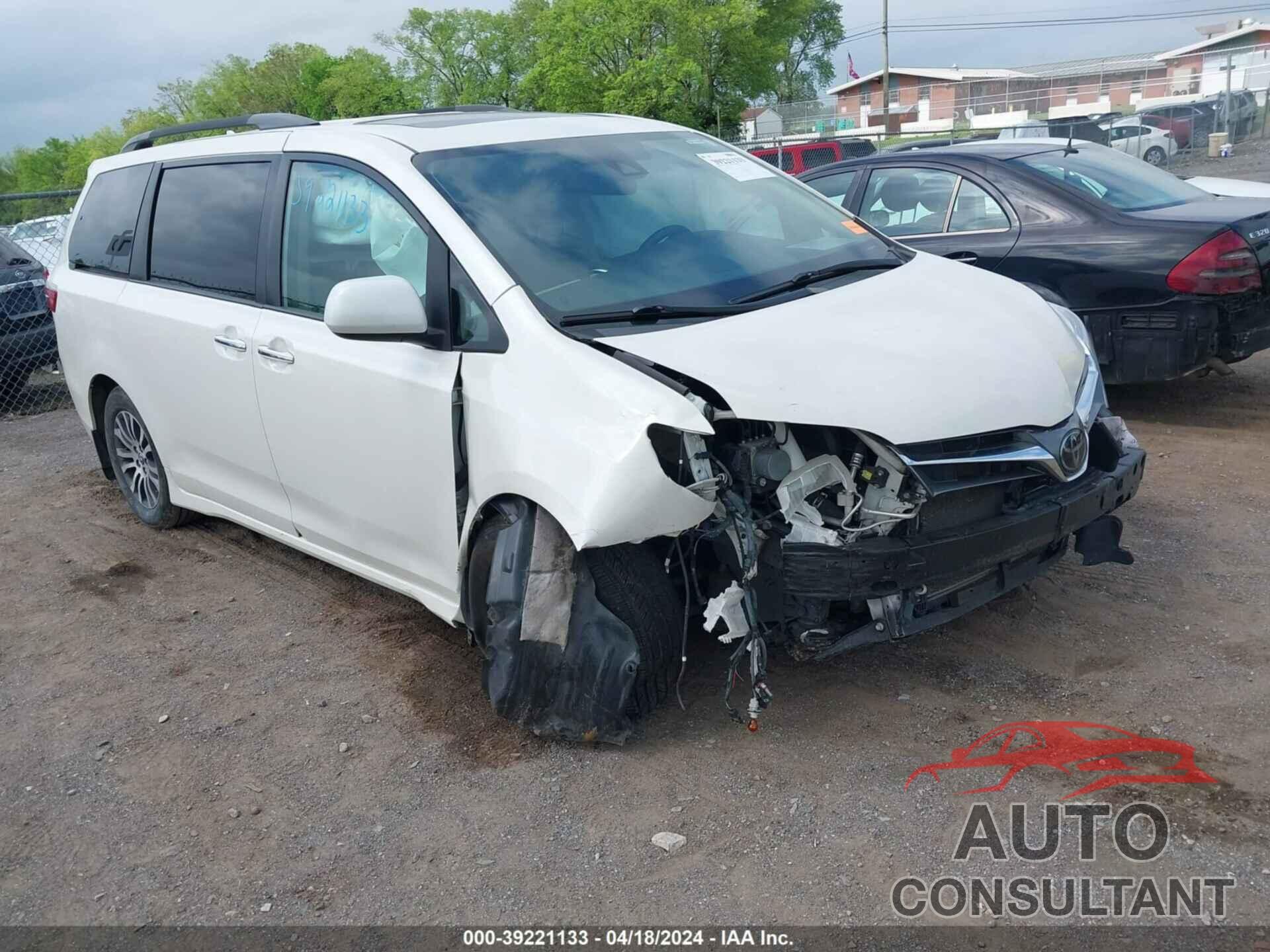 TOYOTA SIENNA 2019 - 5TDYZ3DC2KS978532