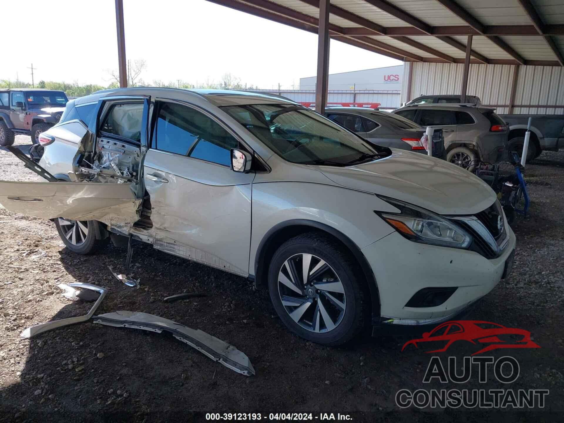 NISSAN MURANO 2018 - 5N1AZ2MG1JN185219