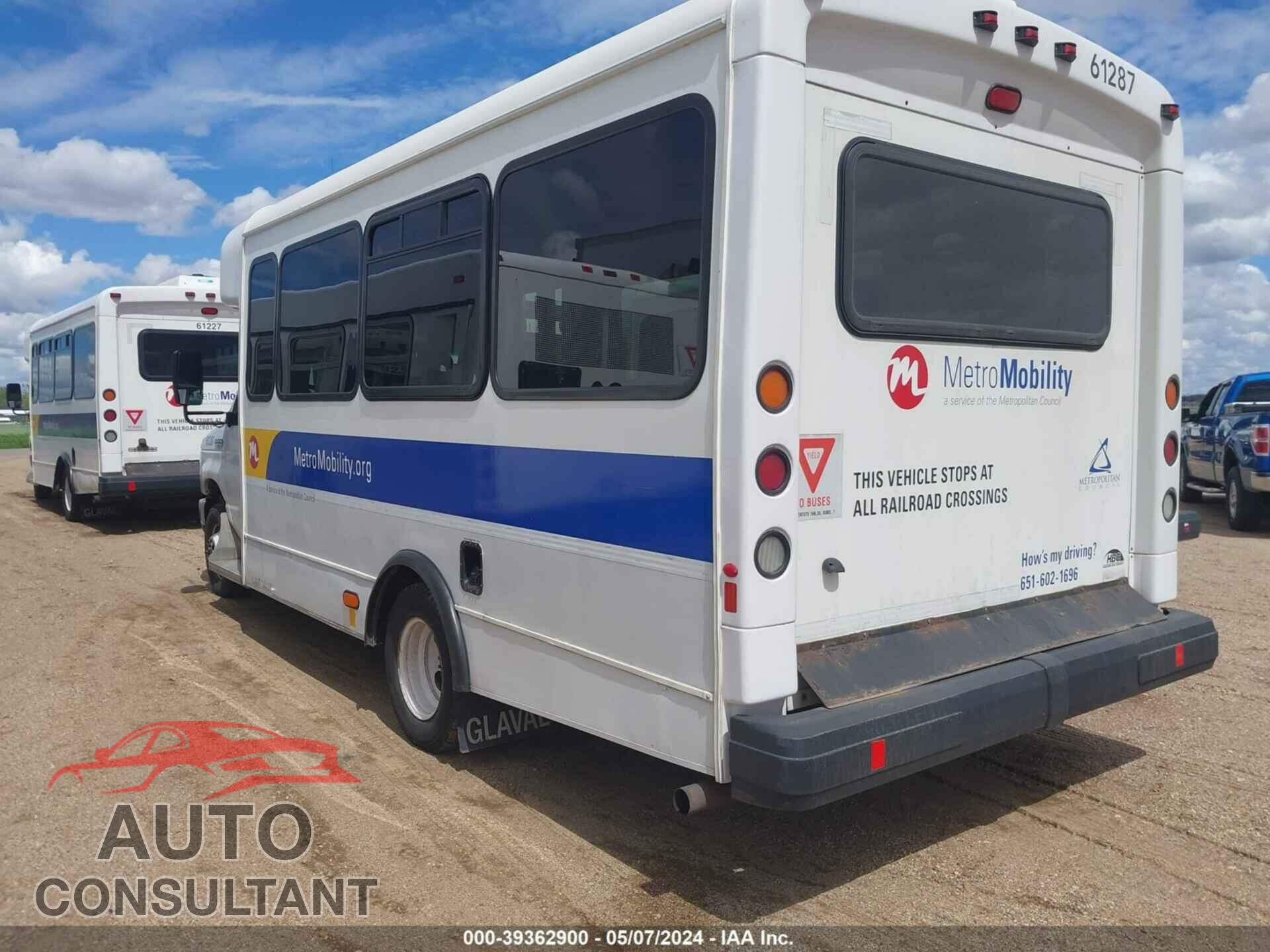 FORD E-450 CUTAWAY 2017 - 1FDFE4FS3HDC35391