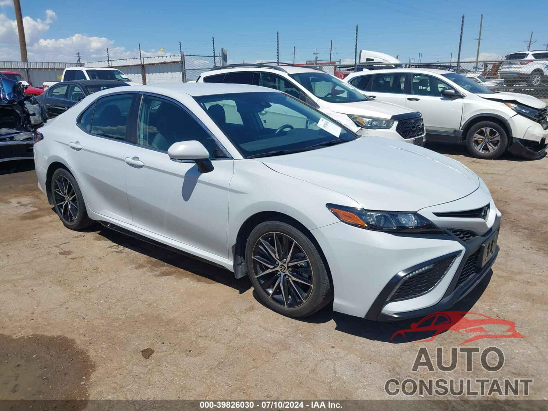 TOYOTA CAMRY 2022 - 4T1T11AK1NU067119