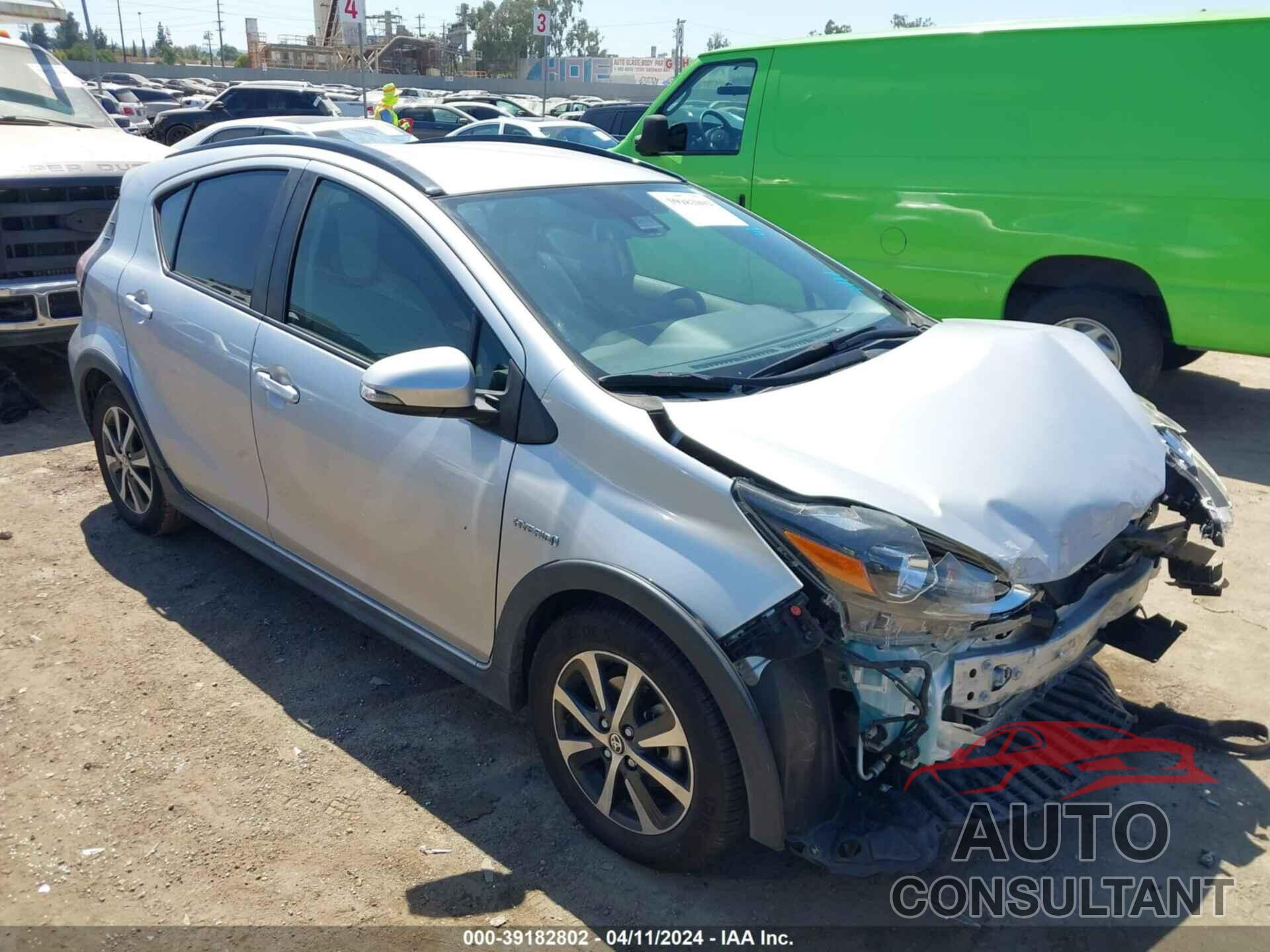 TOYOTA PRIUS C 2018 - JTDKDTB34J1614440