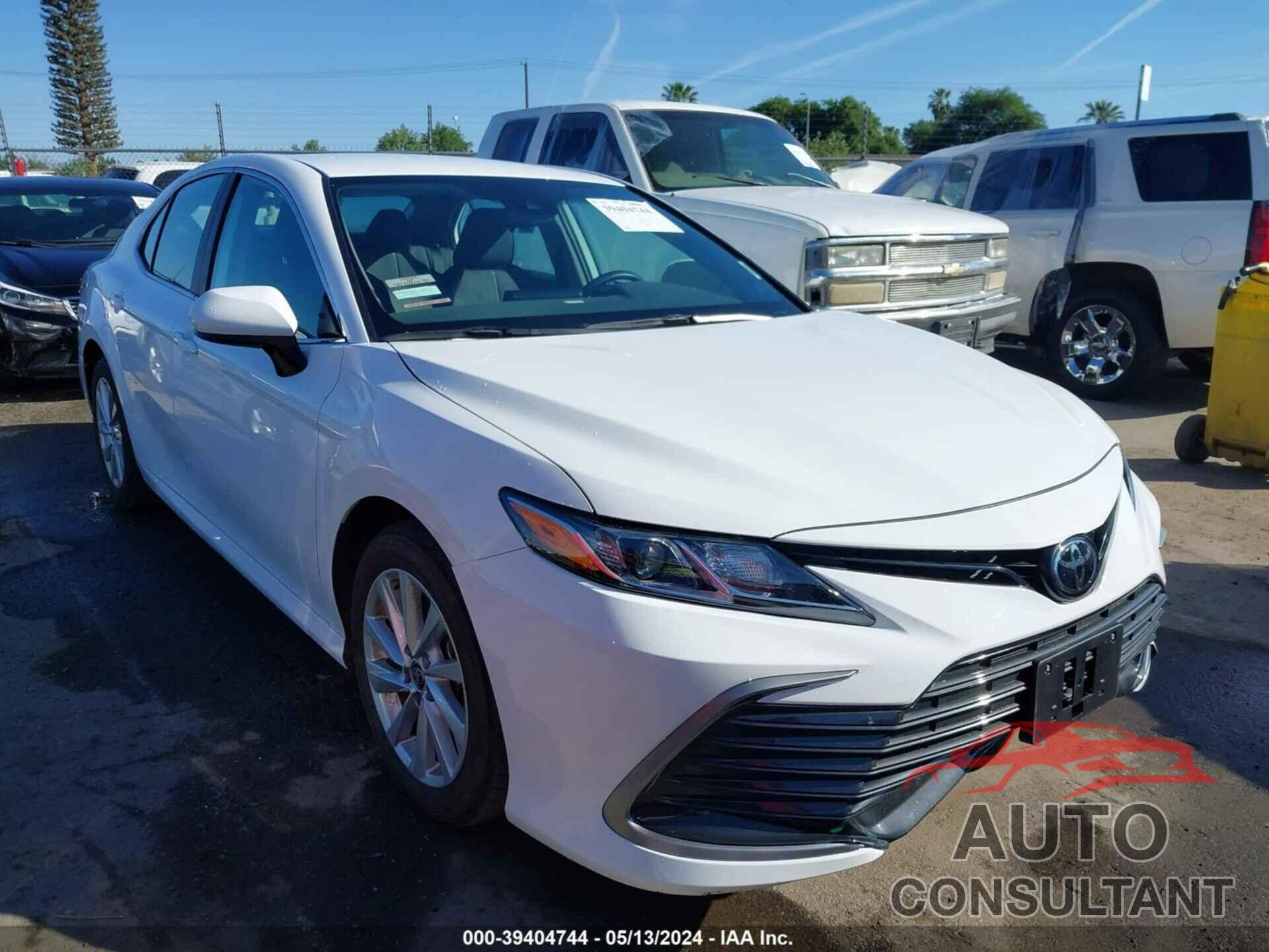 TOYOTA CAMRY 2024 - 4T1C11AK1RU900021