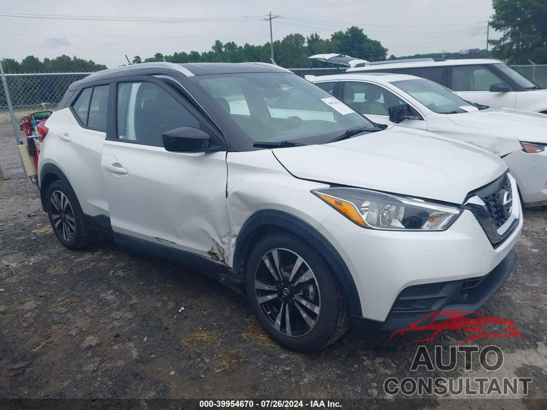 NISSAN KICKS 2018 - 3N1CP5CU2JL502679