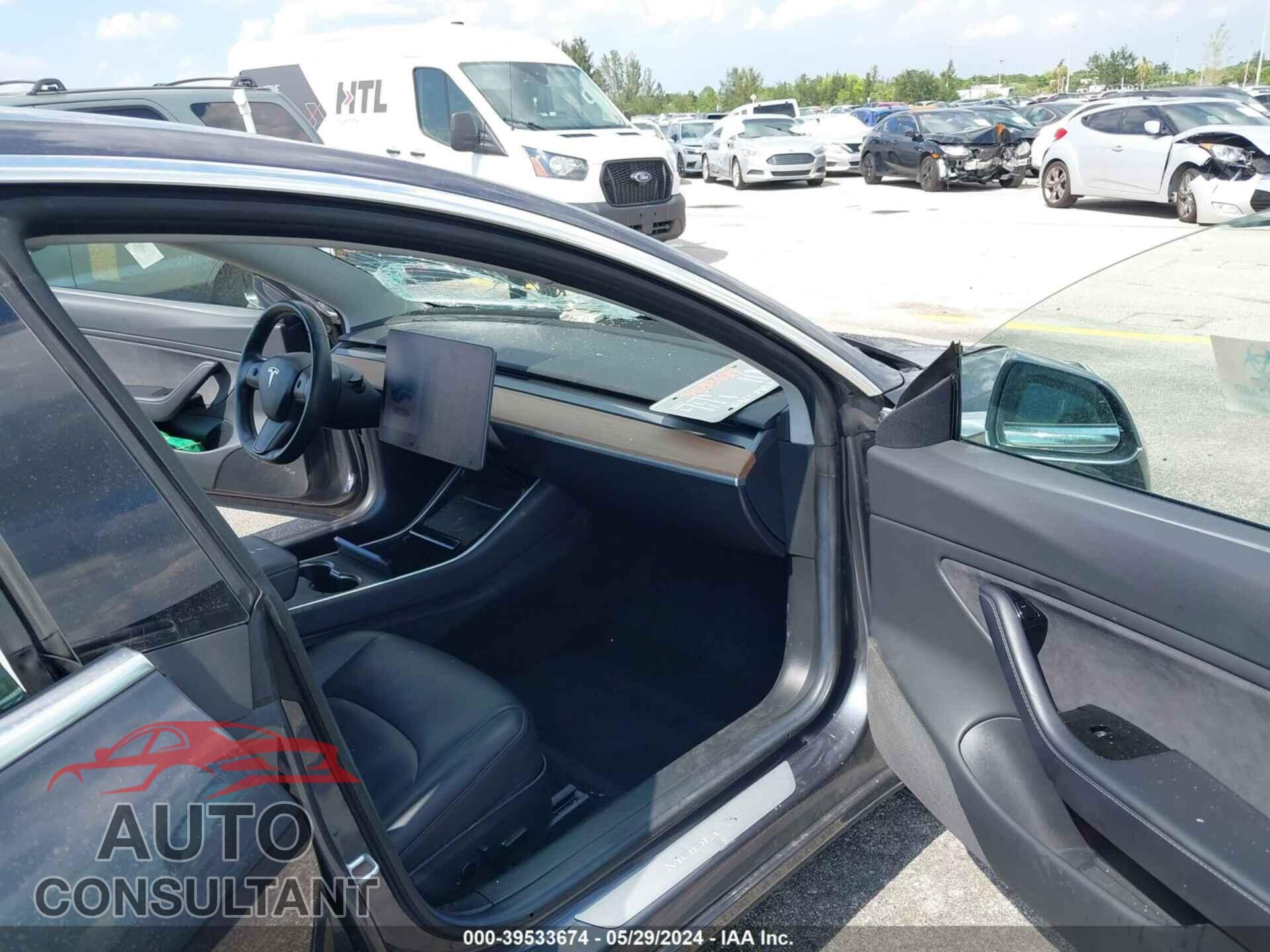 TESLA MODEL 3 2018 - 5YJ3E1EA2JF005161