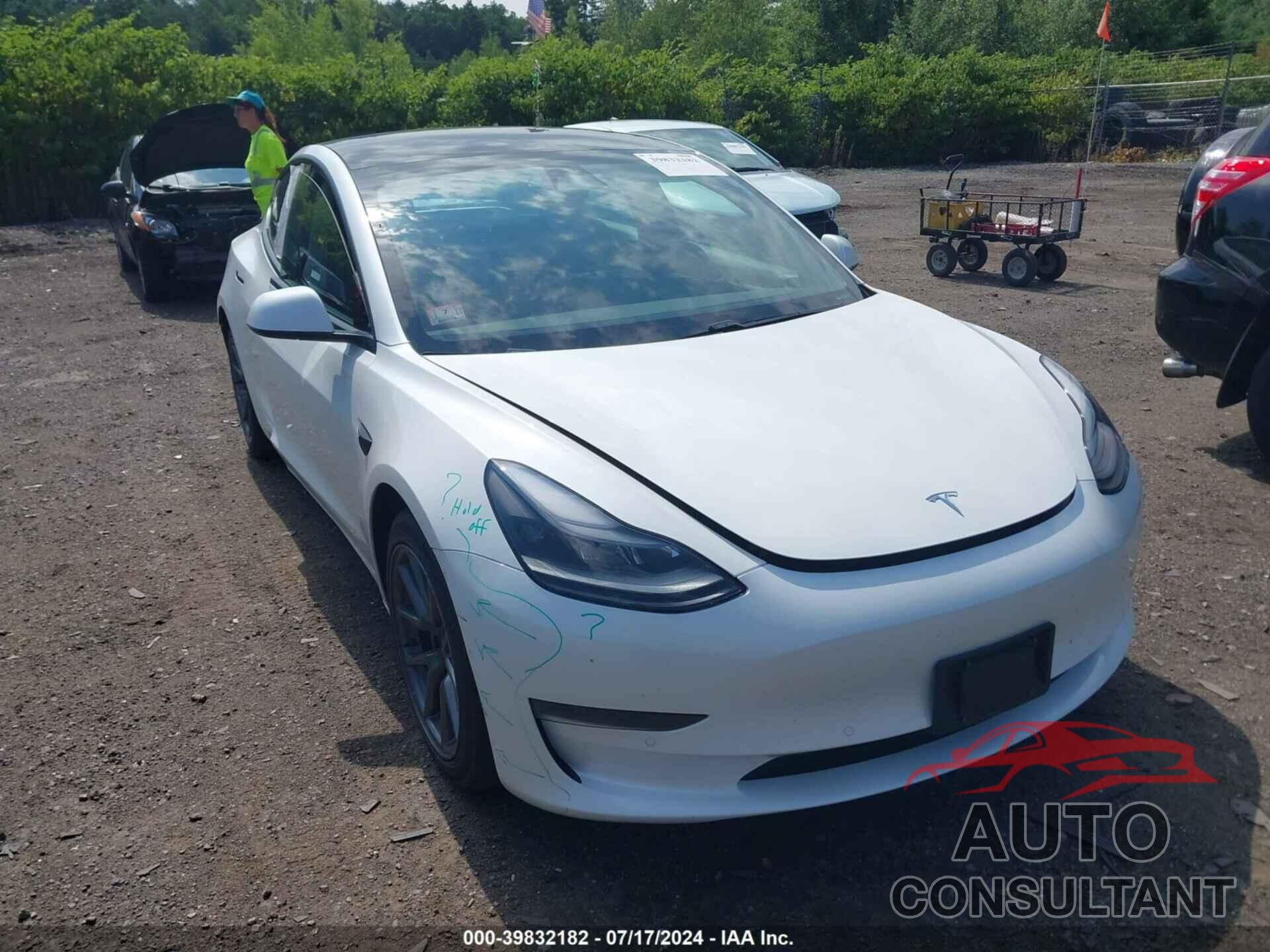 TESLA MODEL 3 2021 - 5YJ3E1EA7MF947825