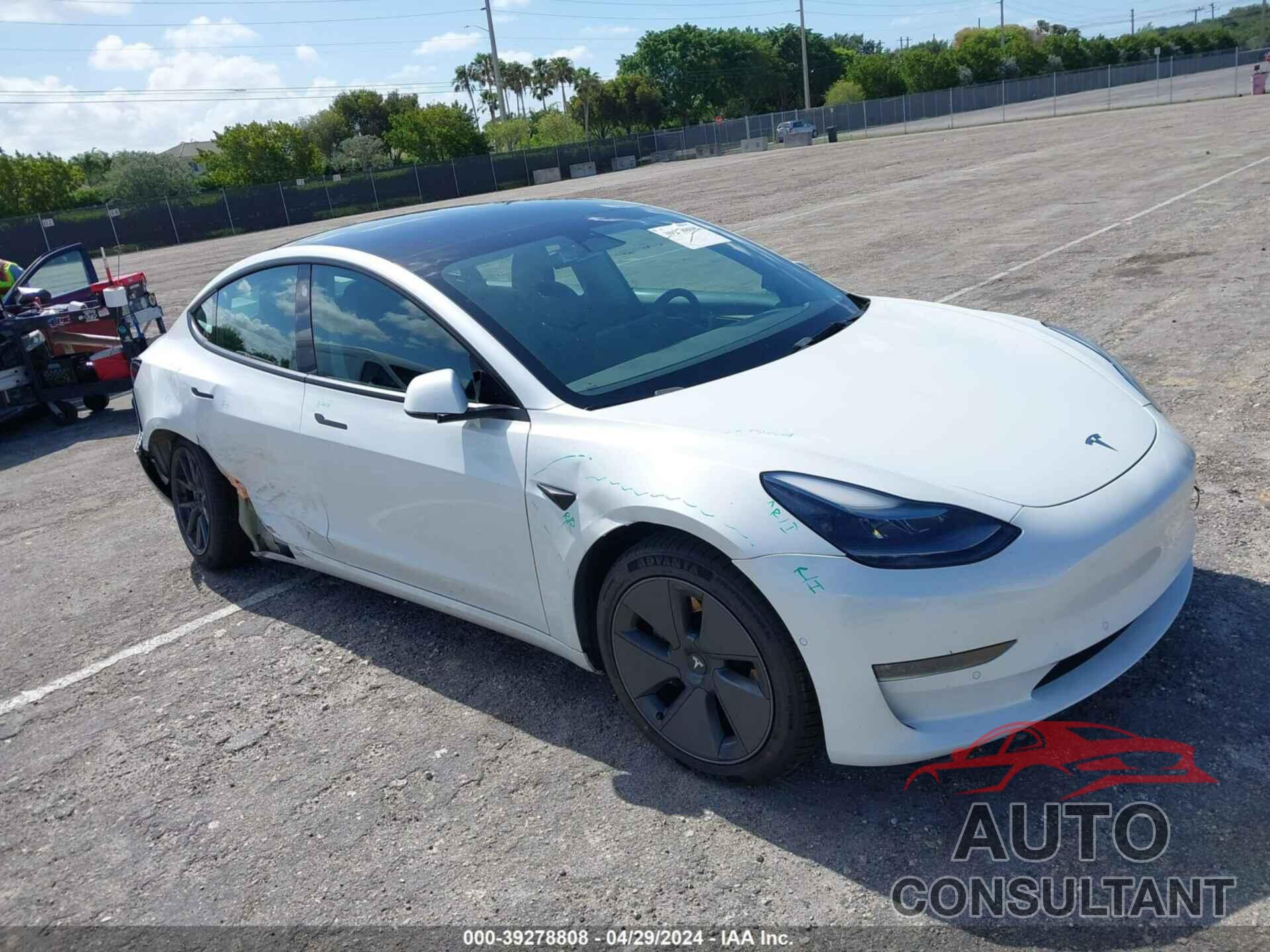 TESLA MODEL 3 2022 - 5YJ3E1EB4NF256326