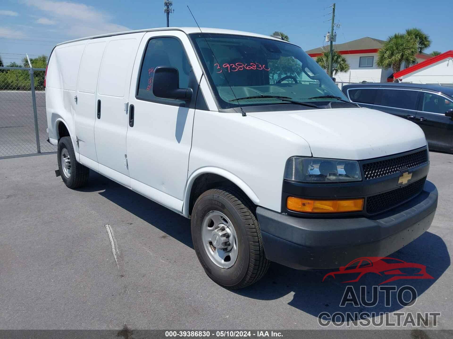 CHEVROLET EXPRESS CARGO 2020 - 1GCWGAFP3L1163904