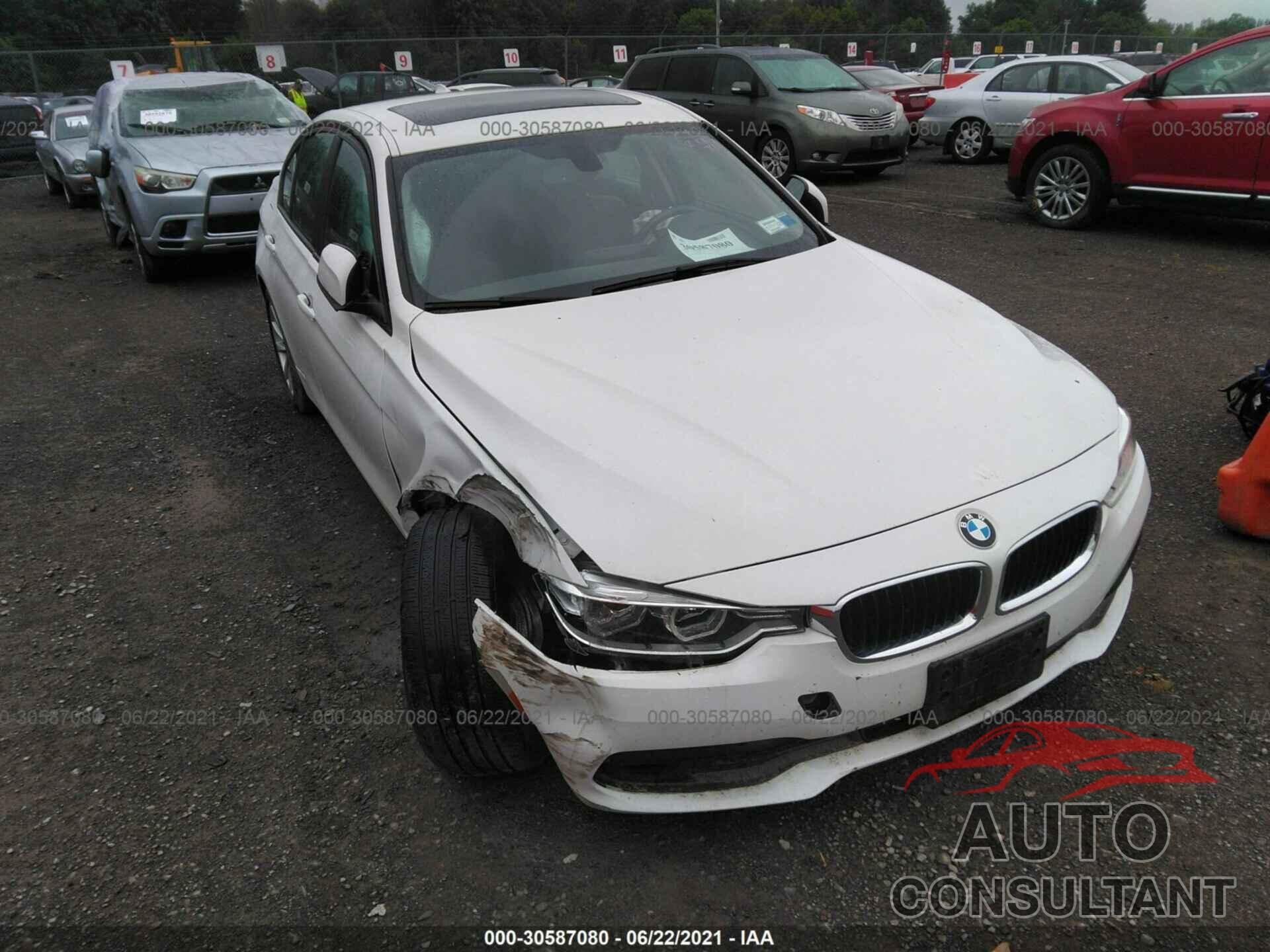 BMW 3 SERIES 2018 - WBA8A3C5XJA505318