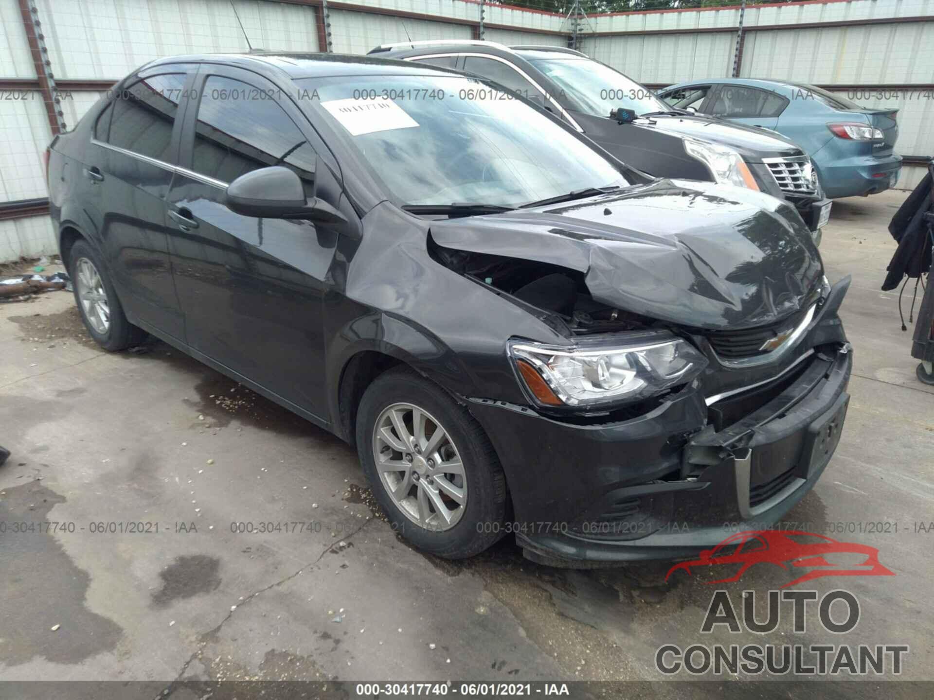 CHEVROLET SONIC 2019 - 1G1JD5SB5K4150100