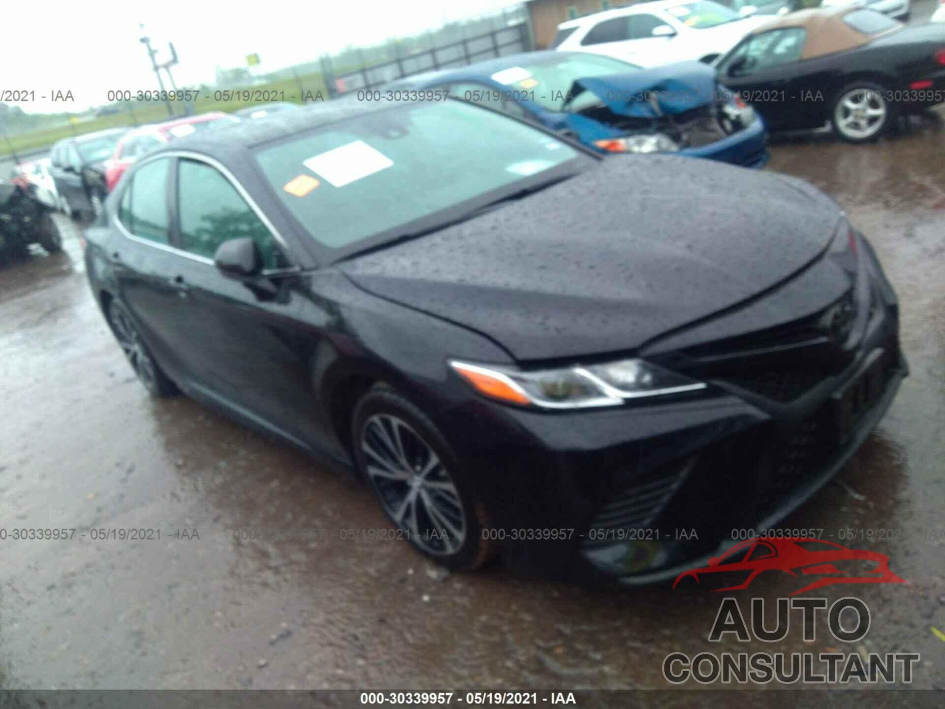 TOYOTA CAMRY 2019 - 4T1B11HK1KU248461