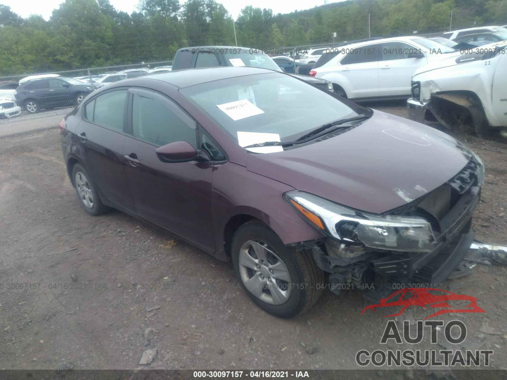 KIA FORTE 2018 - 3KPFK4A74JE257176