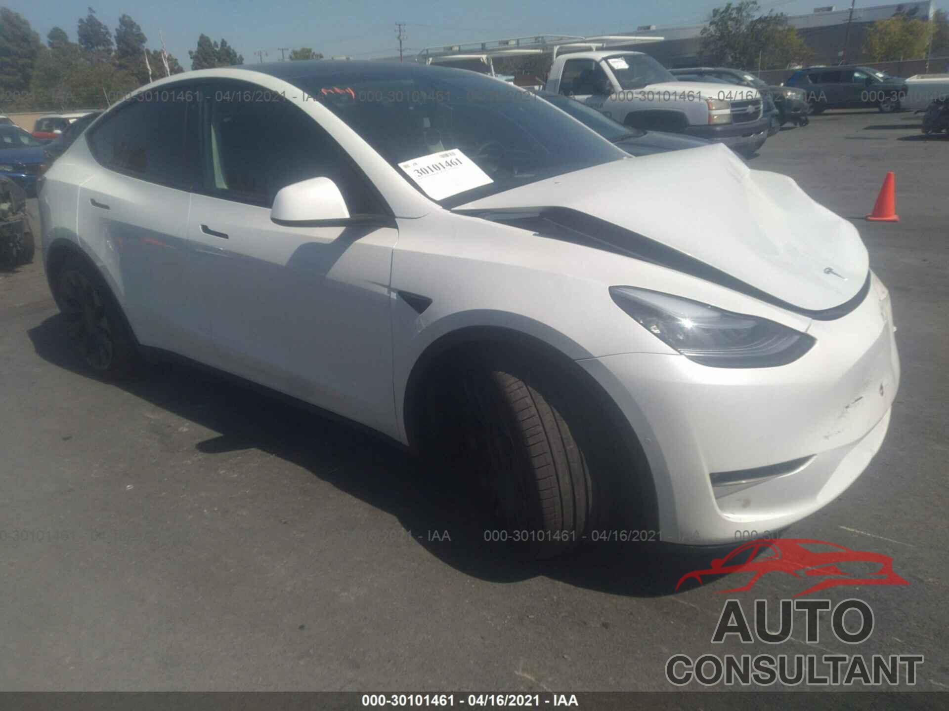 TESLA MODEL Y 2021 - 5YJYGDEF0MF098554