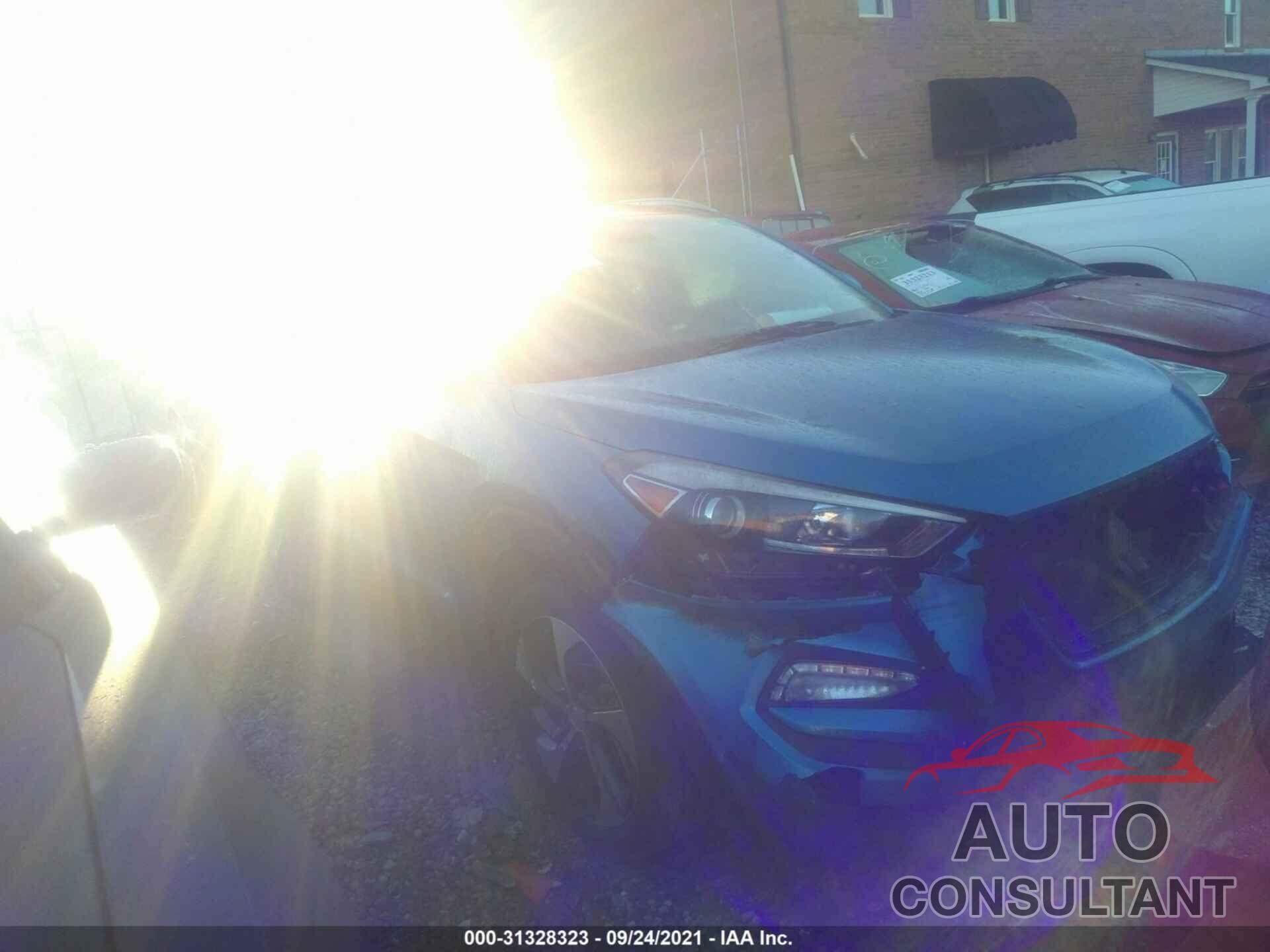 HYUNDAI TUCSON 2017 - KM8J33A28HU397602