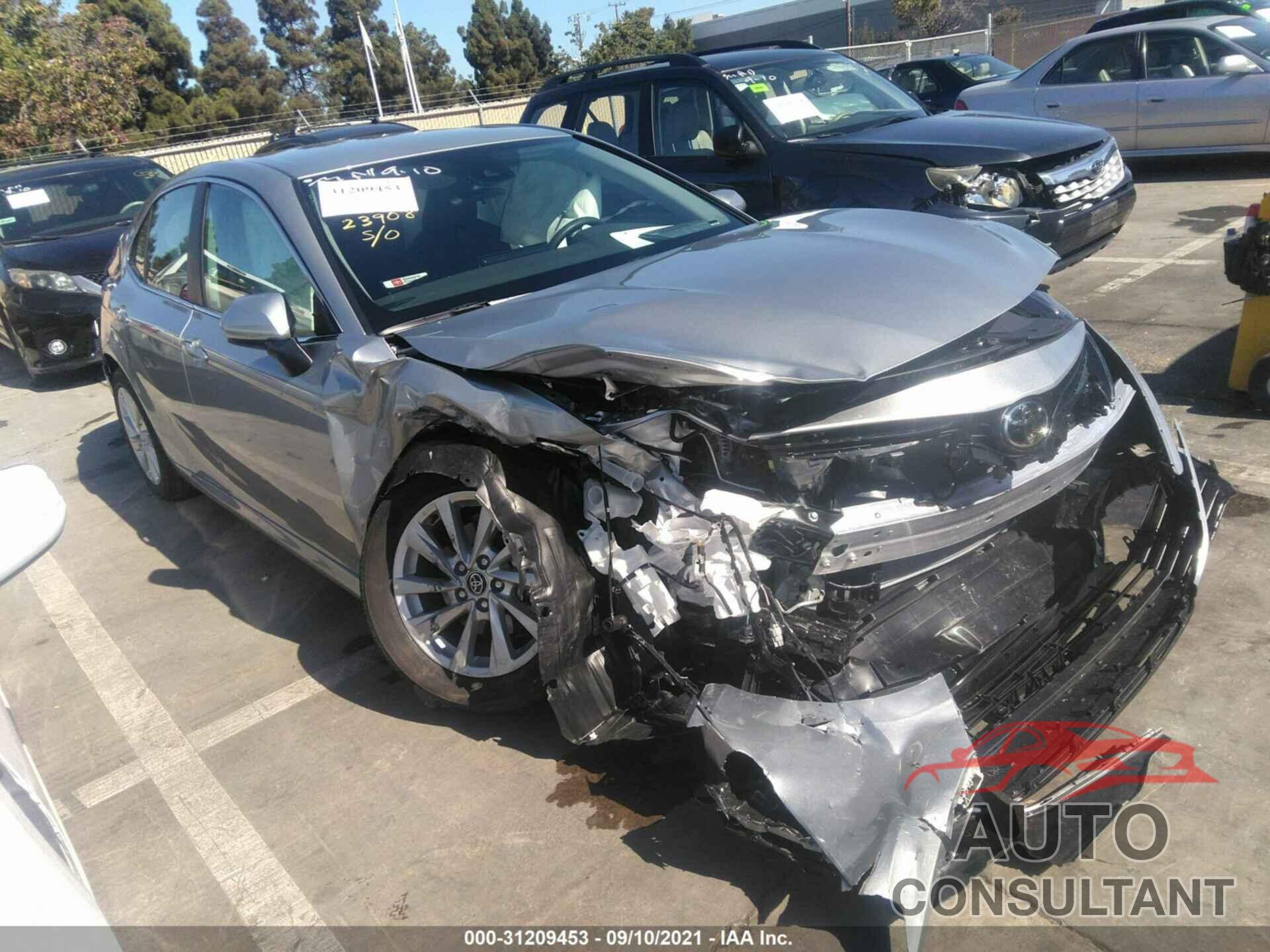 TOYOTA CAMRY 2021 - 4T1C11AK6MU469216