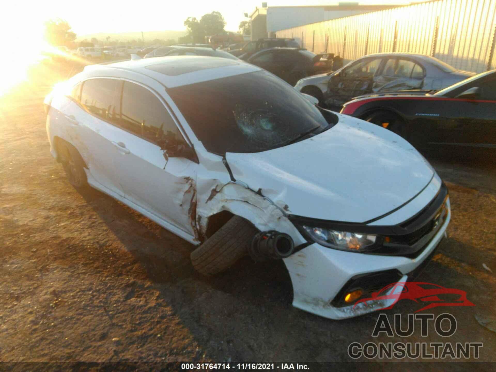 HONDA CIVIC HATCHBACK 2018 - SHHFK7H53JU221400
