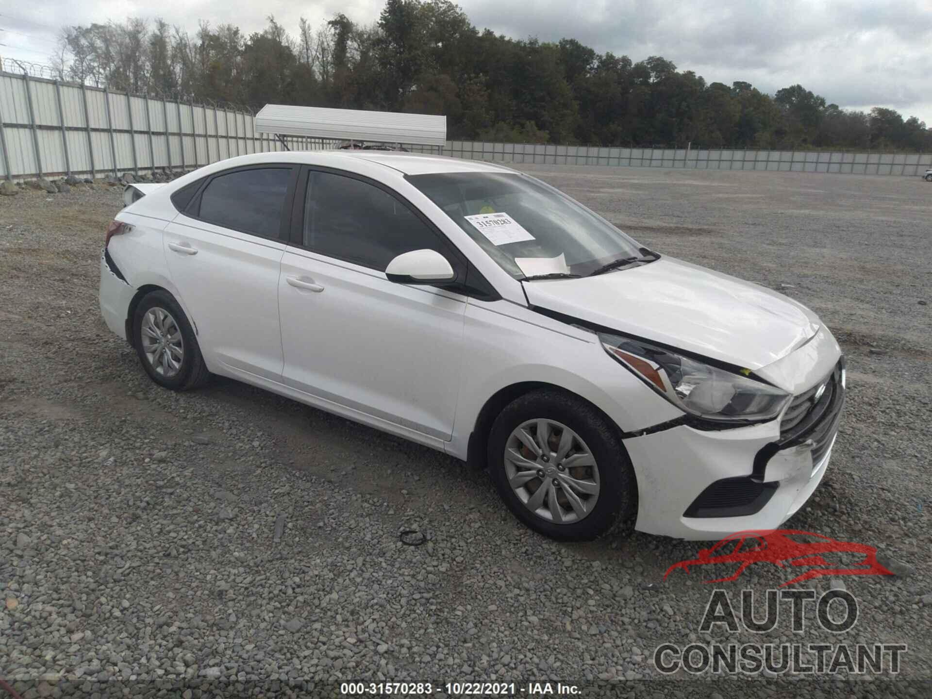 HYUNDAI ACCENT 2018 - 3KPC24A38JE024174