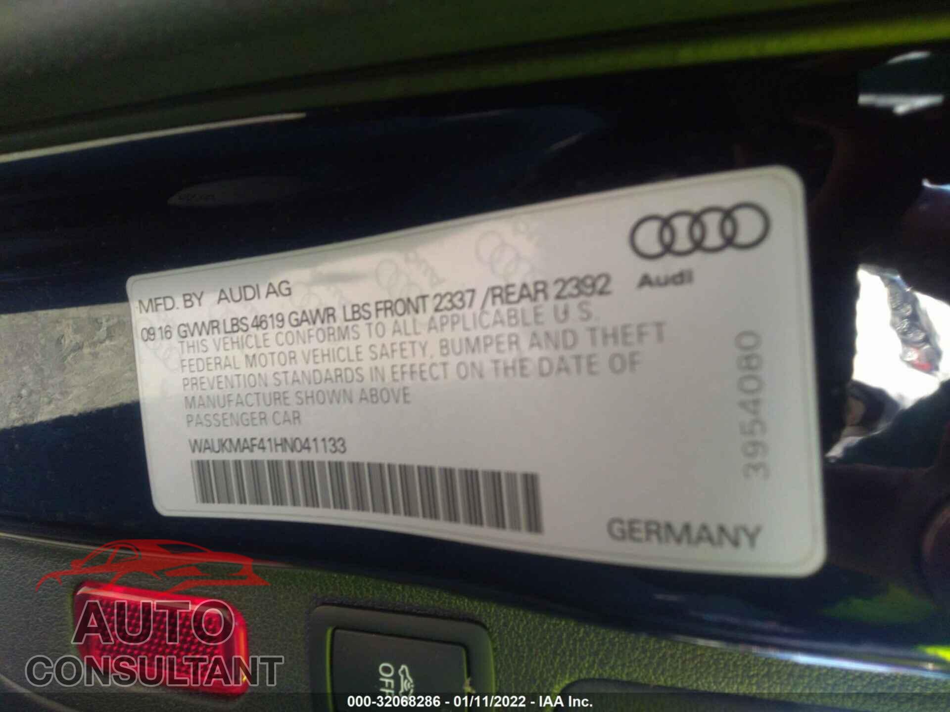 AUDI A4 2017 - WAUKMAF41HN041133