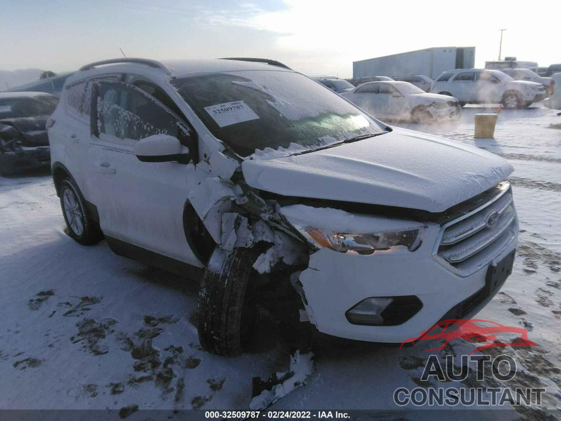 FORD ESCAPE 2018 - 1FMCU9GD0JUB62151