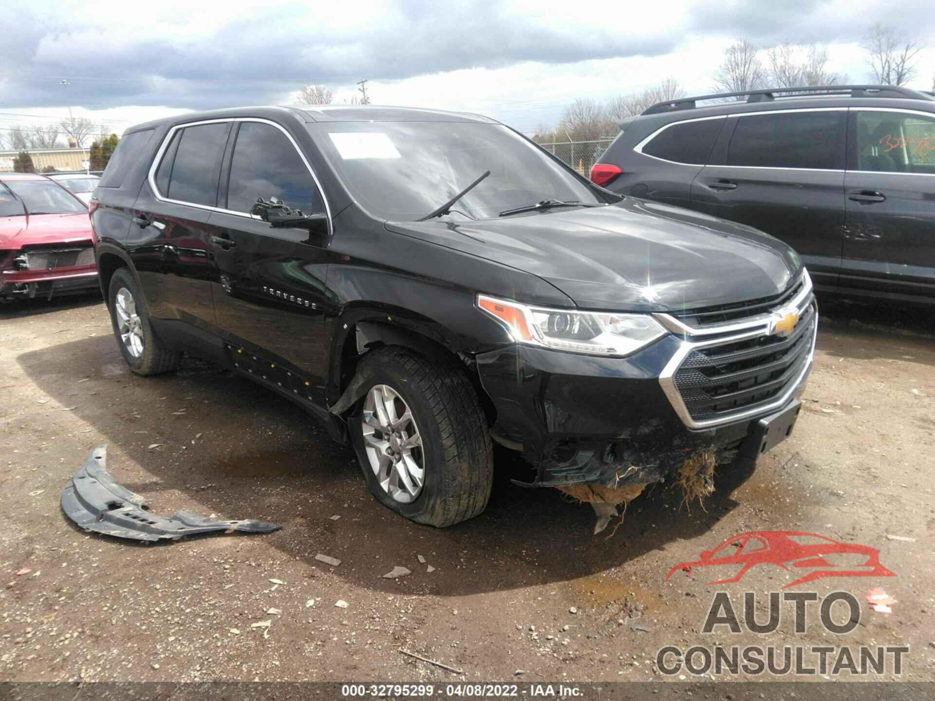 CHEVROLET TRAVERSE 2018 - 1GNERFKWXJJ154055