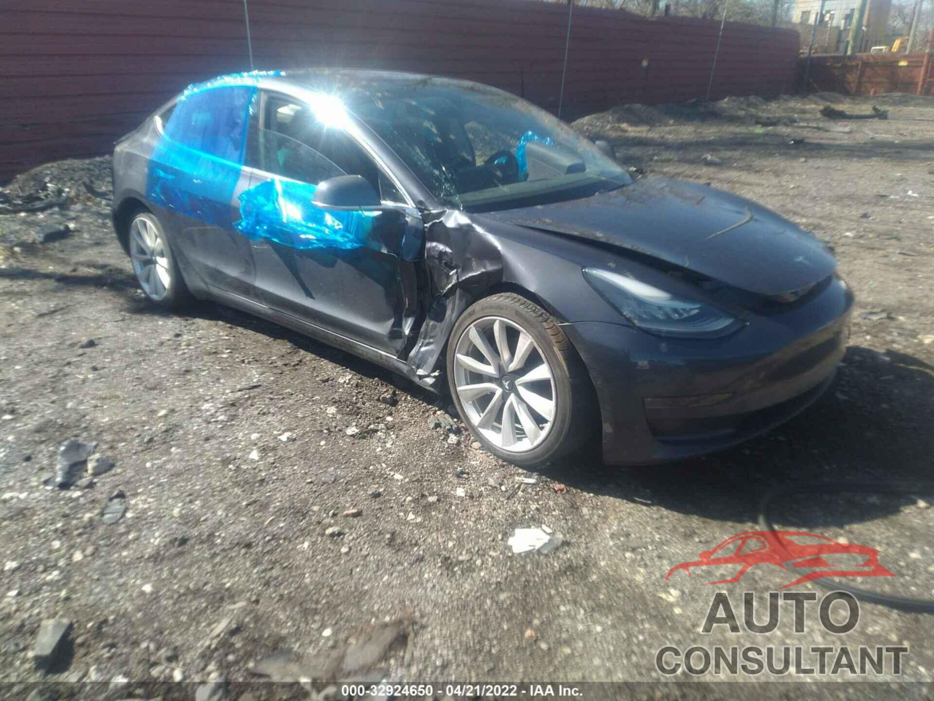 TESLA MODEL 3 2018 - 5YJ3E1EB1JF145341