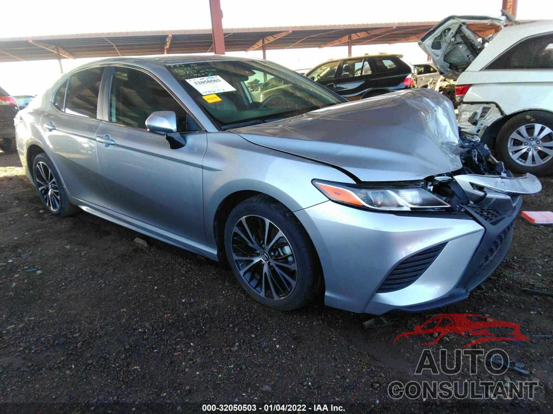 TOYOTA CAMRY 2019 - 4T1B11HK2KU701082