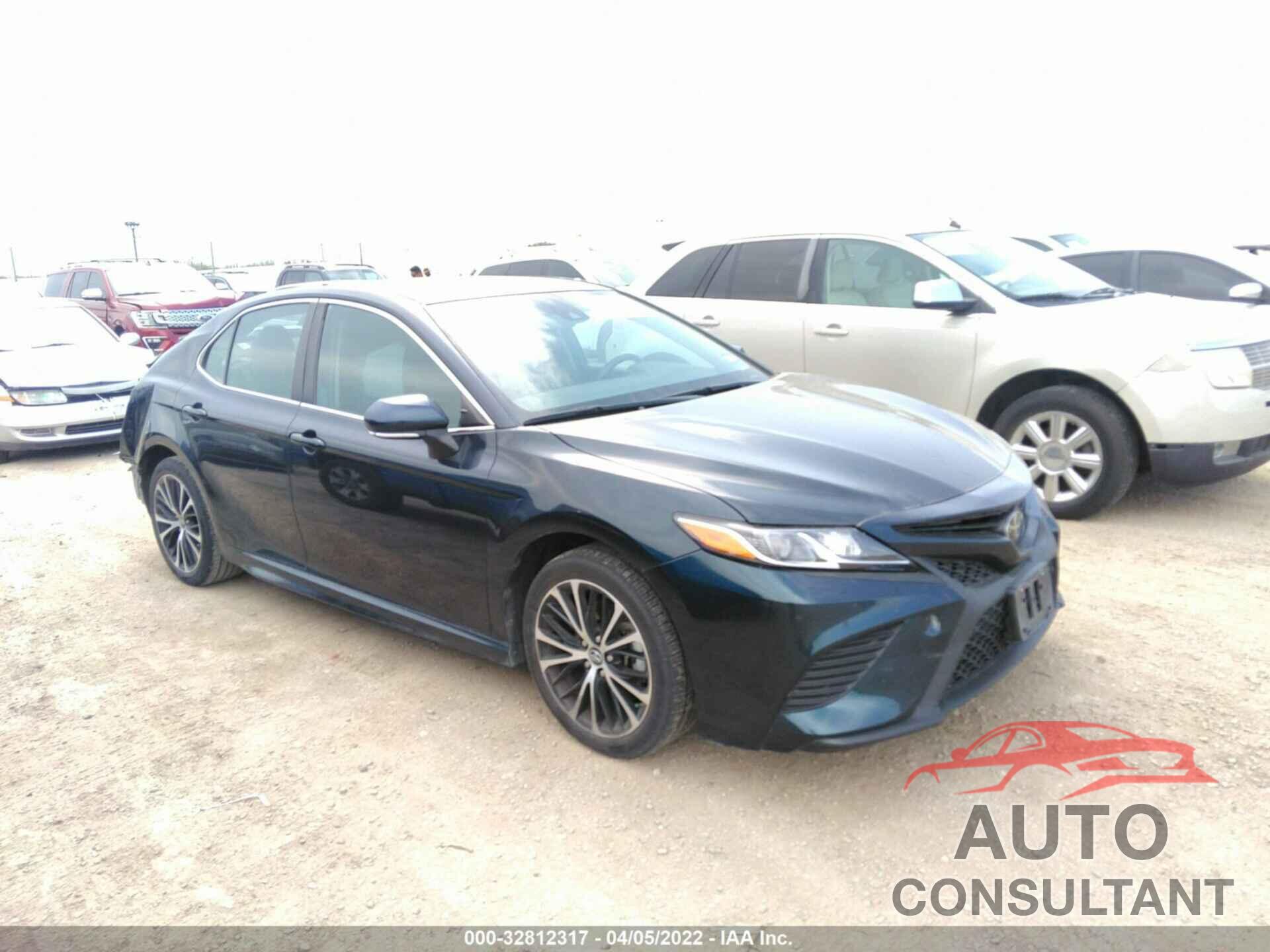 TOYOTA CAMRY 2019 - 4T1B11HK5KU710424