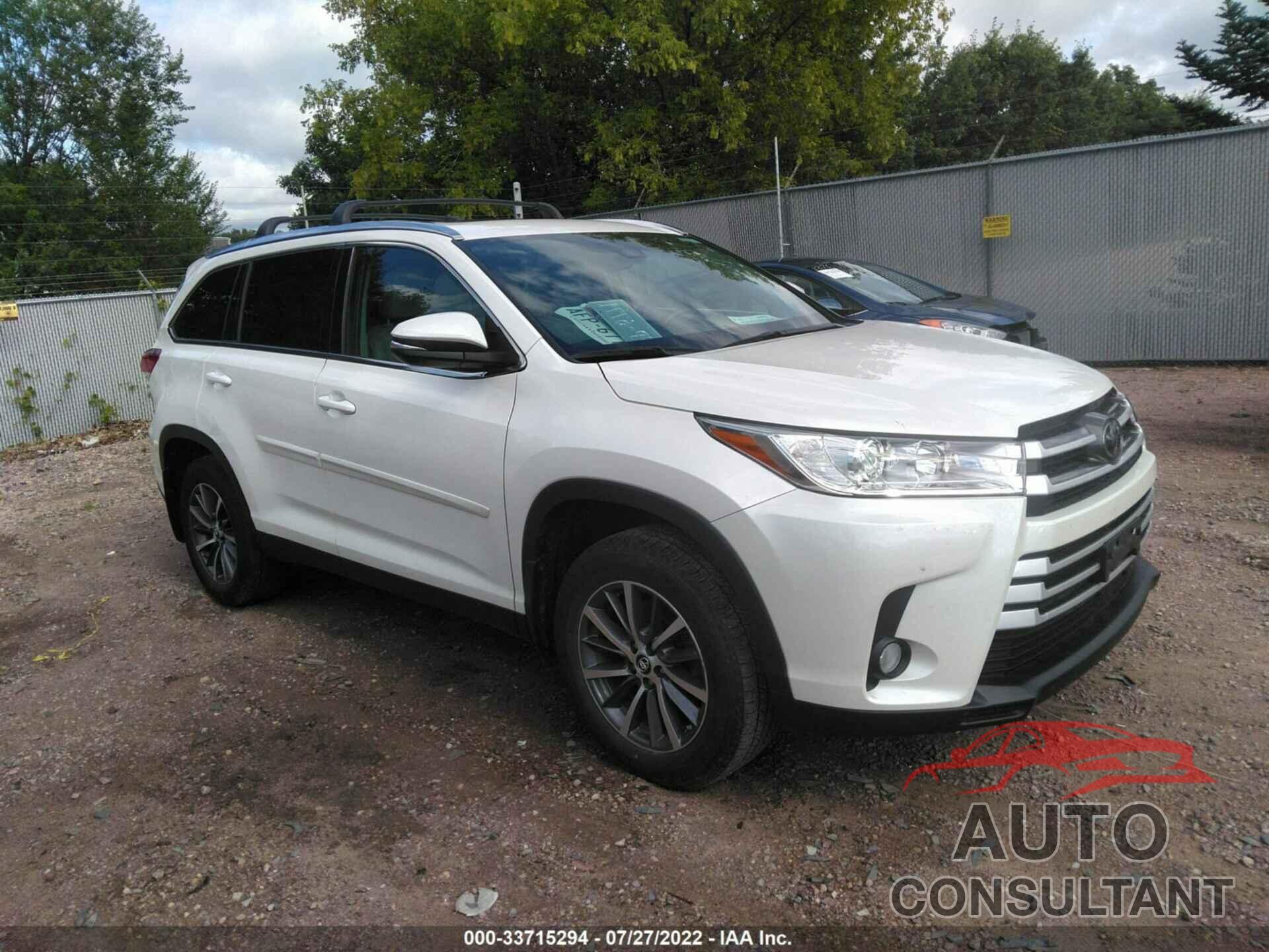 TOYOTA HIGHLANDER 2019 - 5TDJZRFH0KS997805