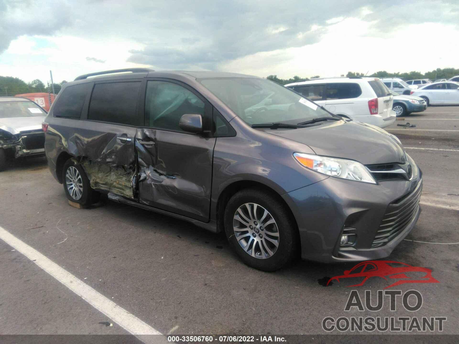 TOYOTA SIENNA 2020 - 5TDYZ3DC4LS059018