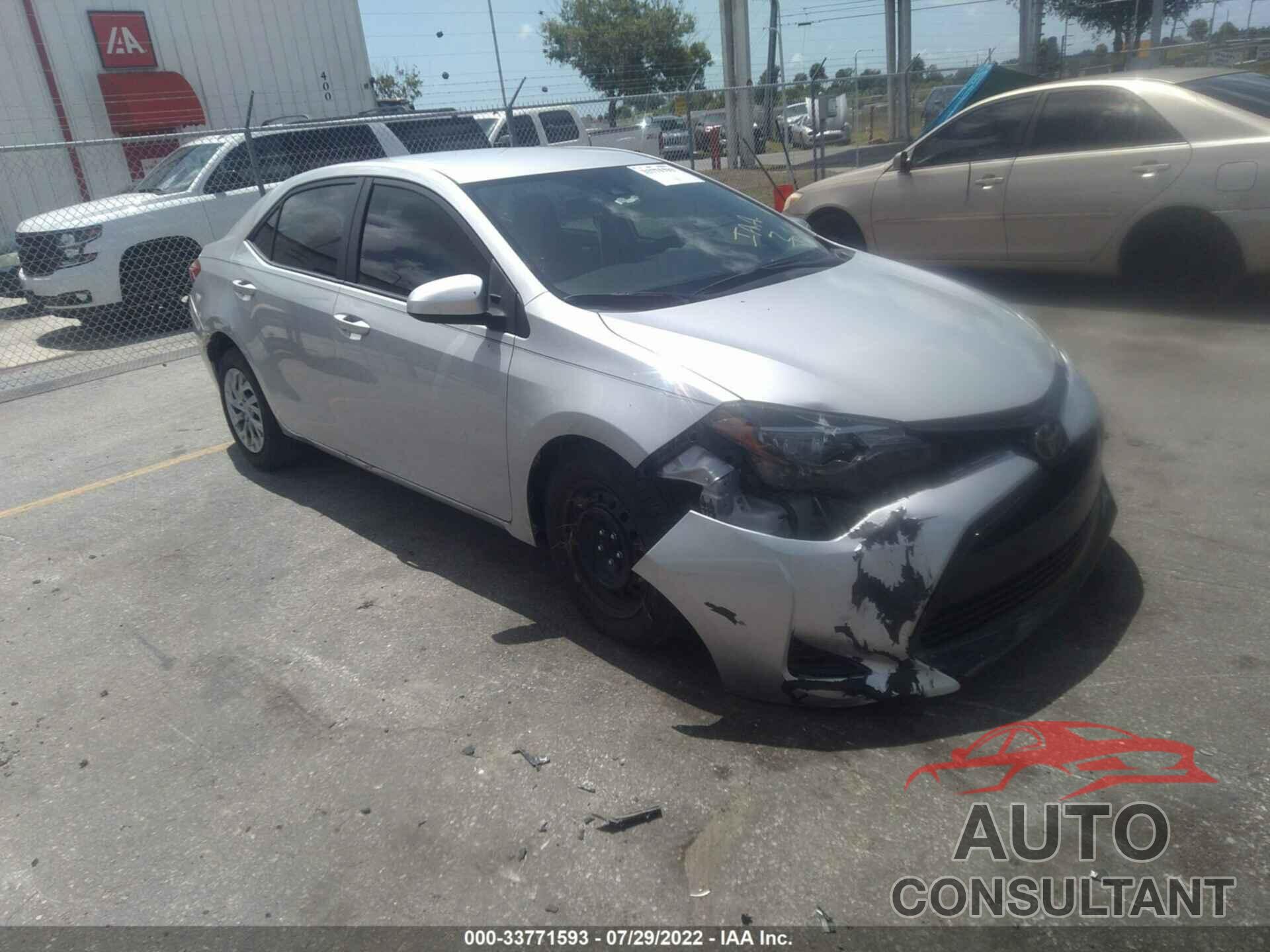 TOYOTA COROLLA 2018 - 2T1BURHE1JC096990