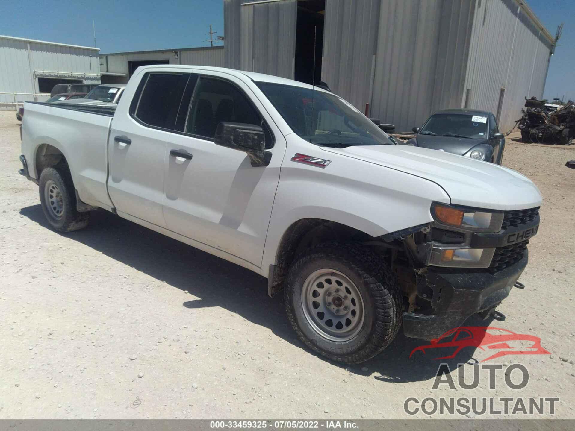 CHEVROLET SILVERADO 1500 2019 - 1GCRYAEF6KZ271372