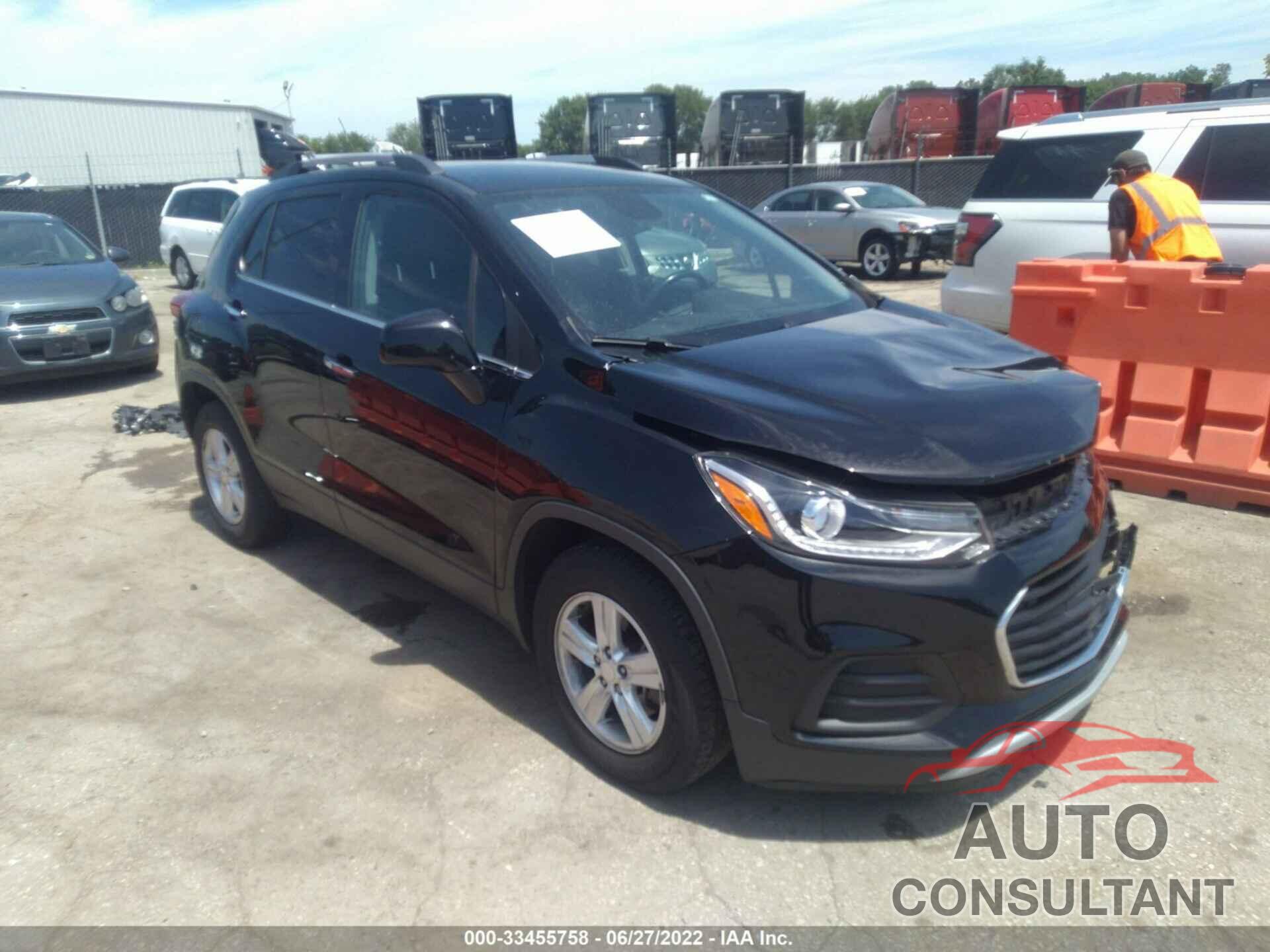 CHEVROLET TRAX 2017 - 3GNCJLSB8HL214105