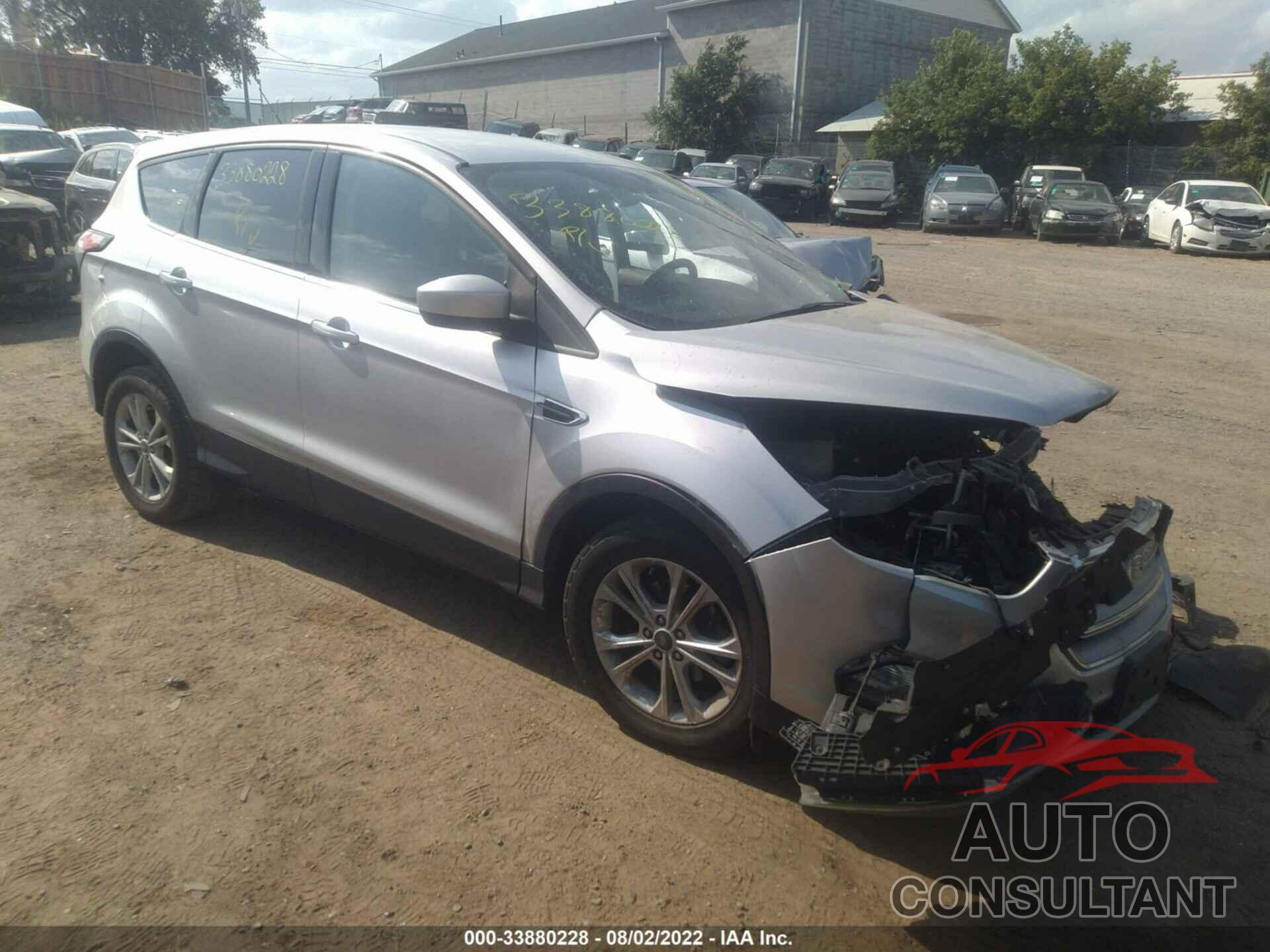 FORD ESCAPE 2017 - 1FMCU0GD3HUC66901