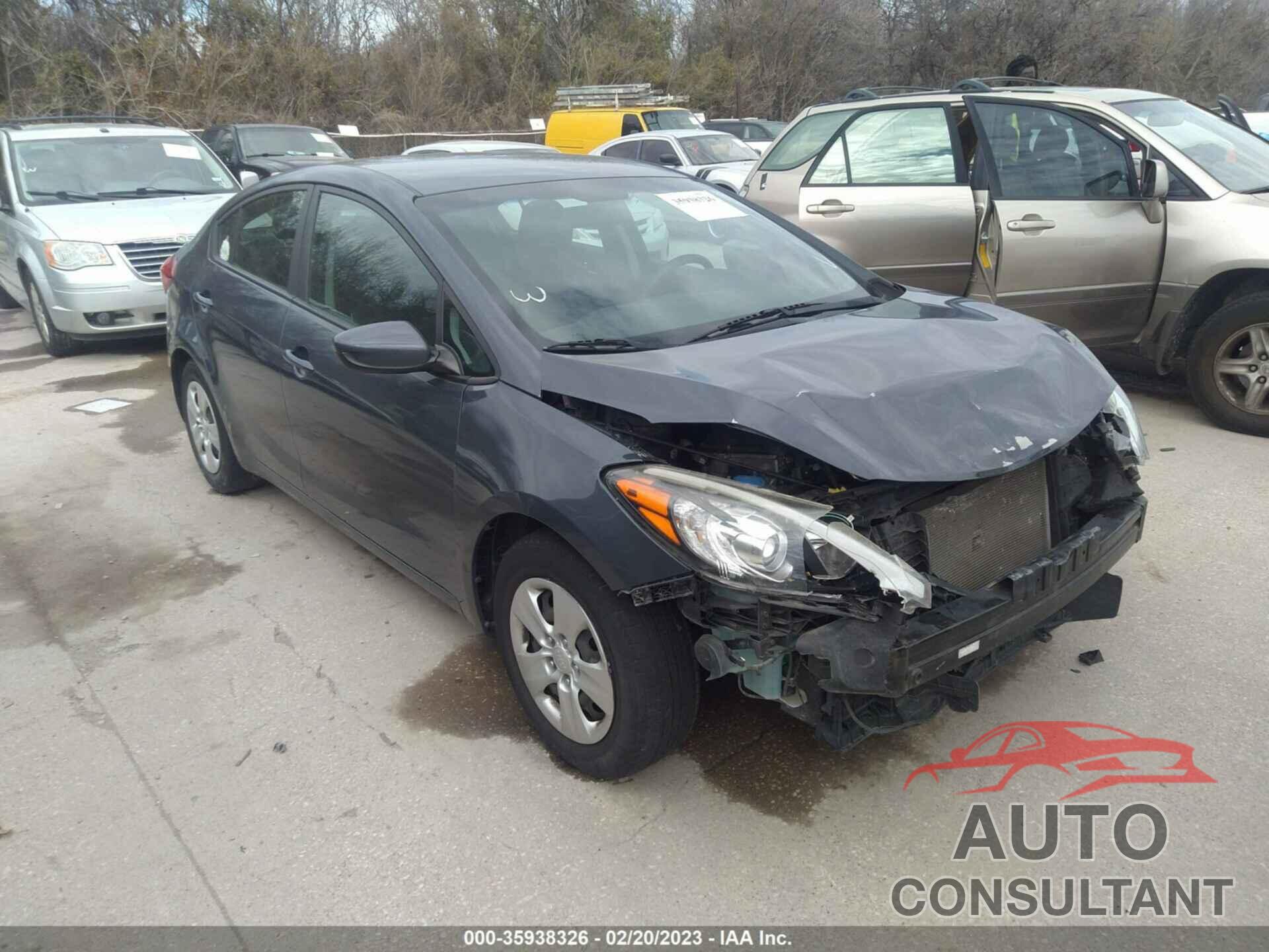 KIA FORTE 2016 - KNAFK4A64G5584802