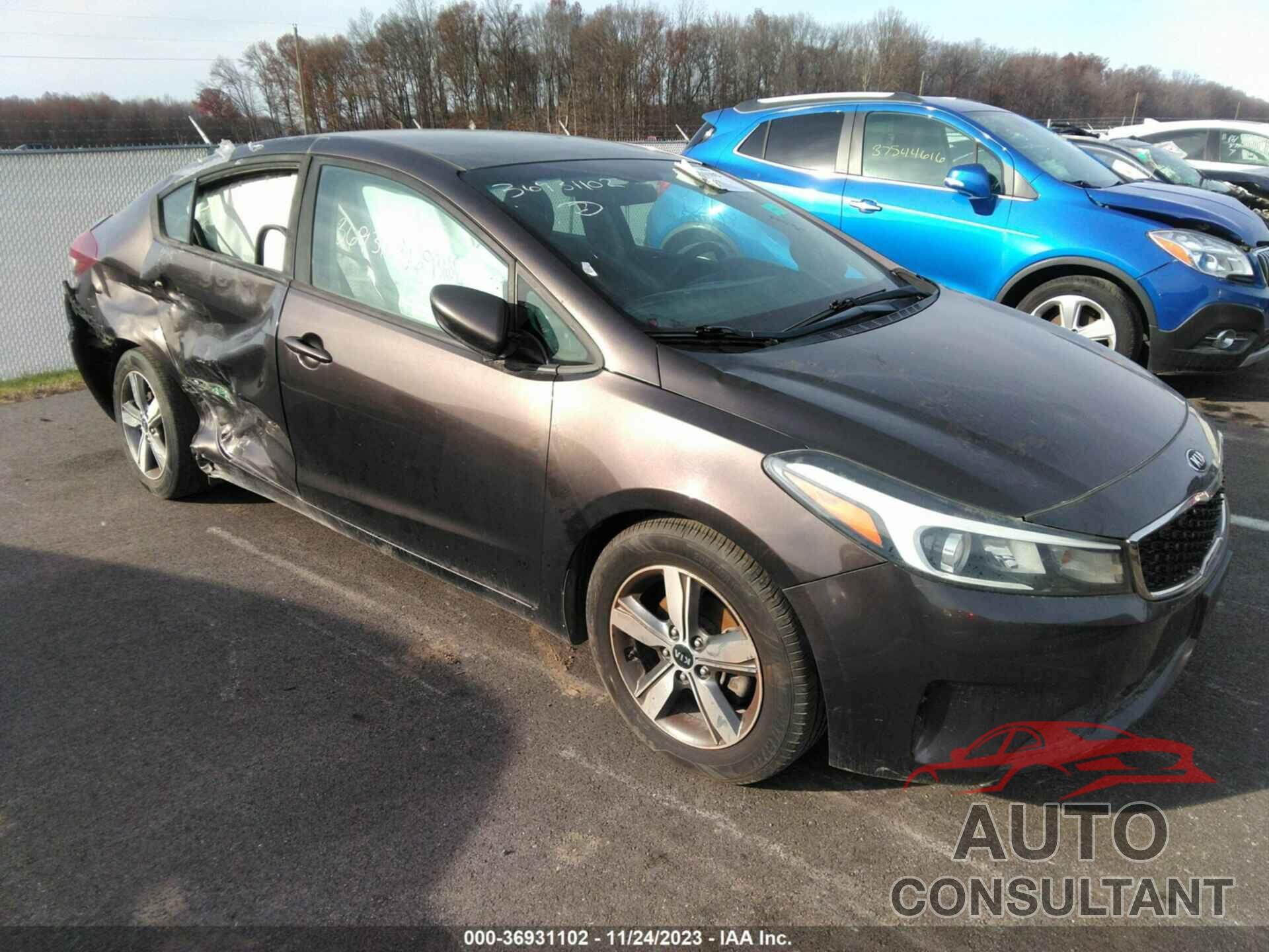 KIA FORTE 2018 - 3KPFK4A76JE189625