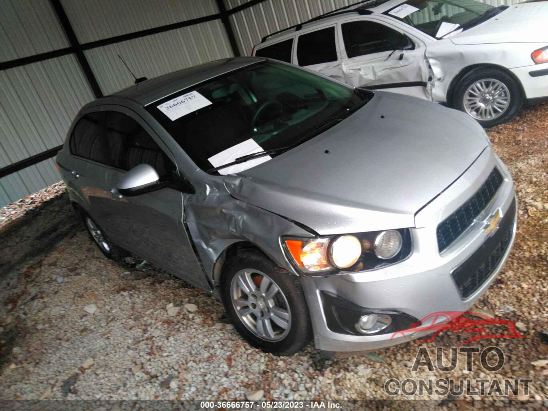 CHEVROLET SONIC 2016 - 1G1JC5SHXG4175802