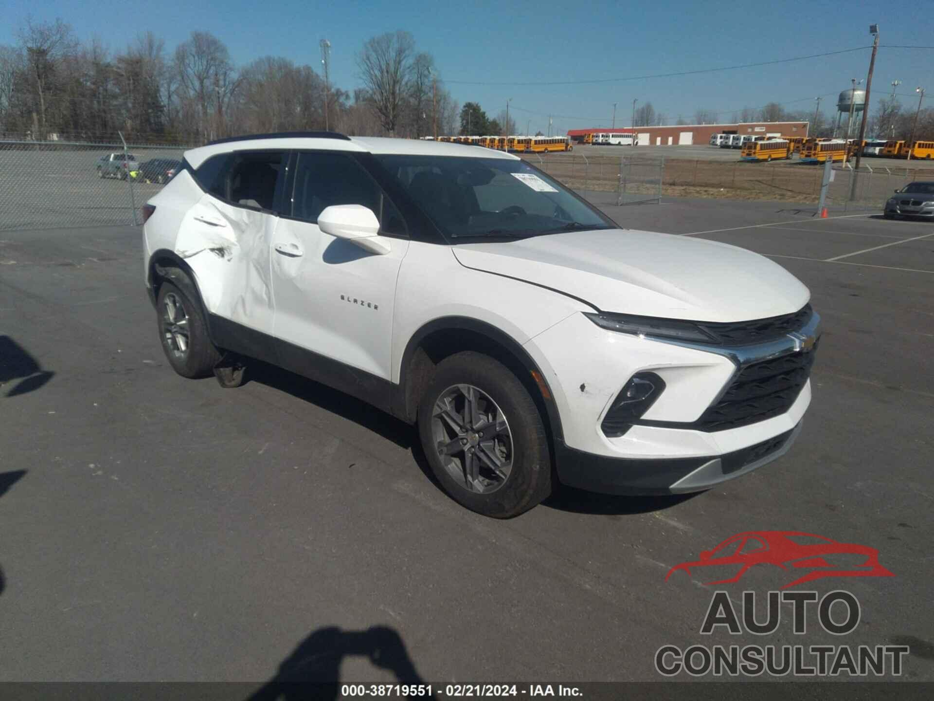 CHEVROLET BLAZER 2023 - 3GNKBCR42PS132147