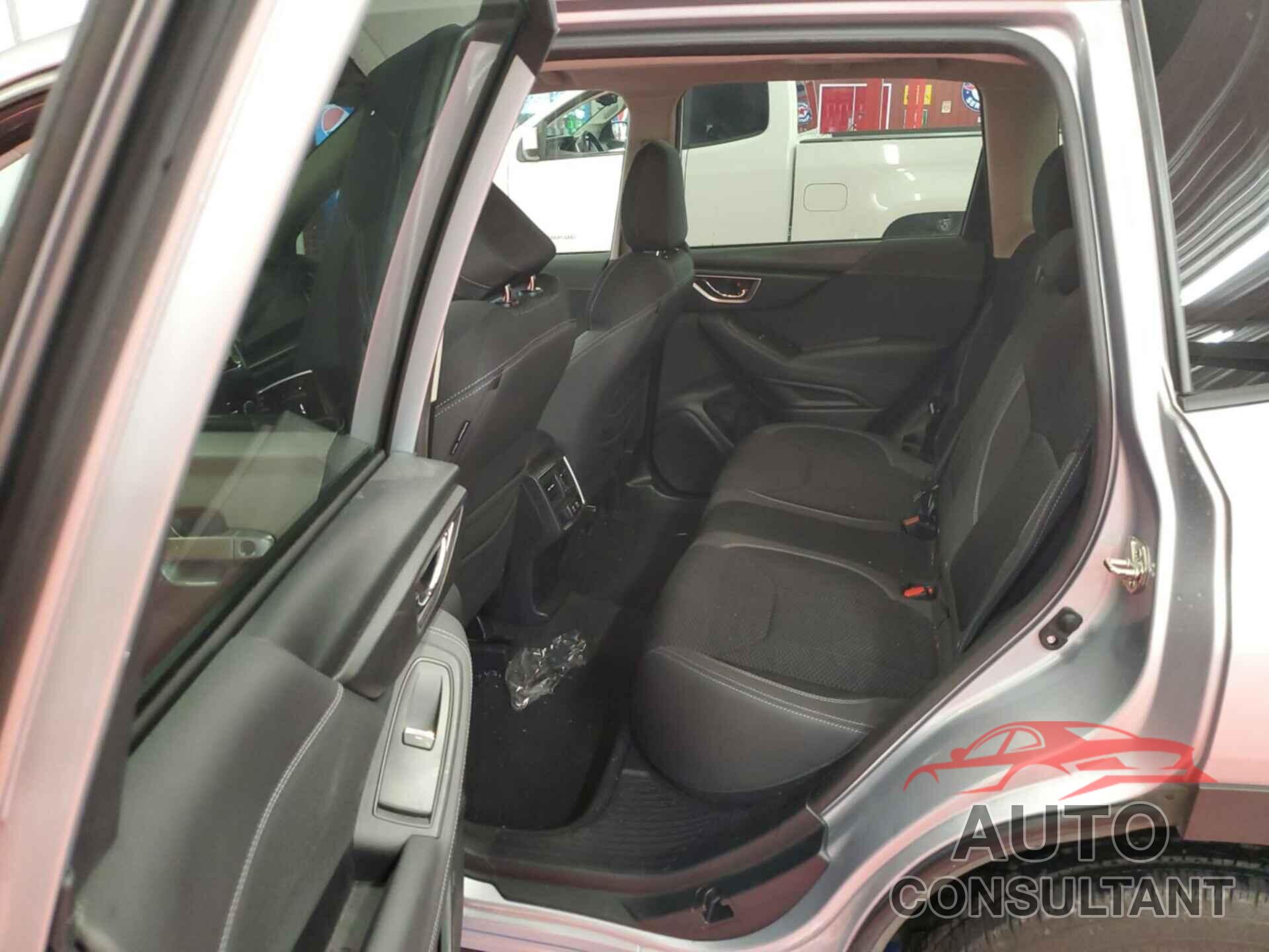 SUBARU FORESTER 2019 - JF2SKAGC7KH547975