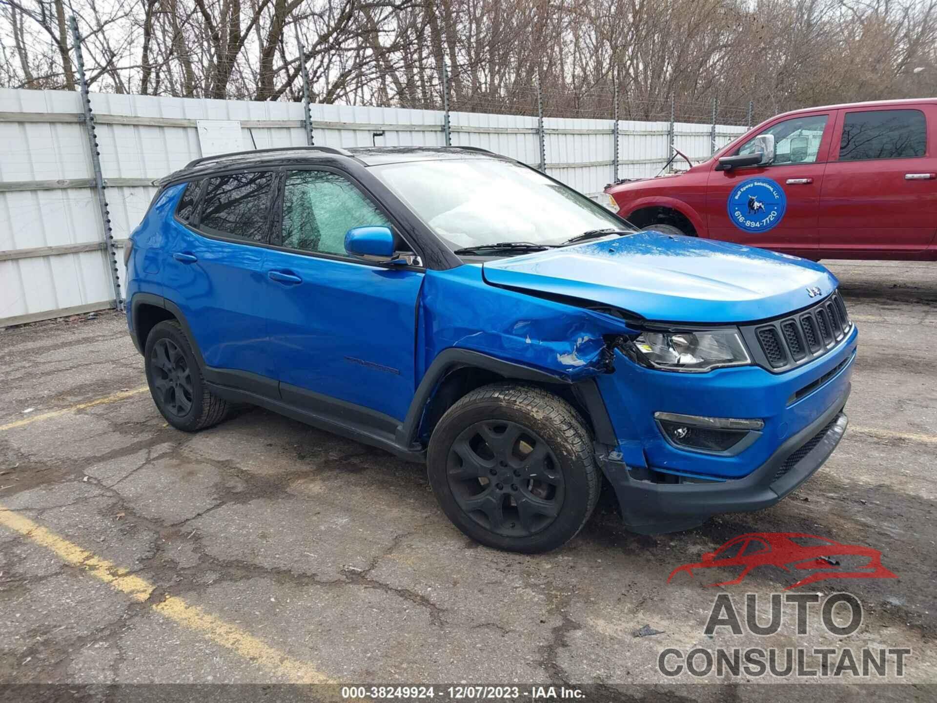 JEEP COMPASS 2018 - 3C4NJDCB0JT238748