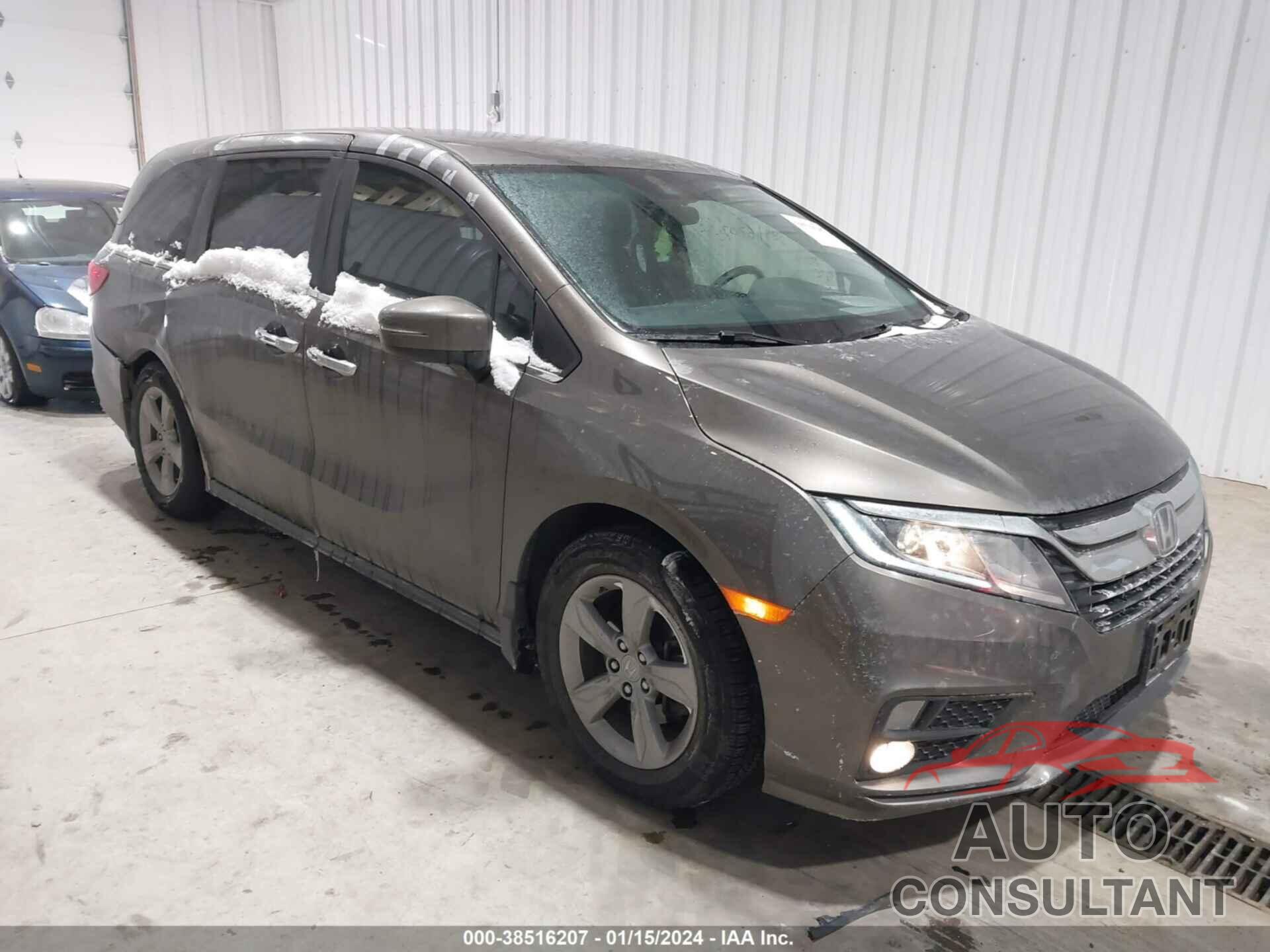 HONDA ODYSSEY 2018 - 5FNRL6H54JB097420