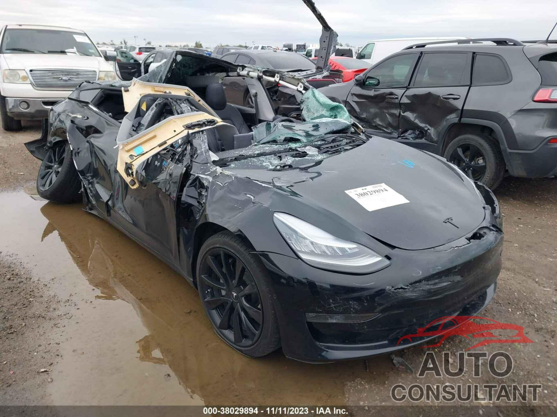 TESLA MODEL 3 2019 - 5YJ3E1EB4KF388854